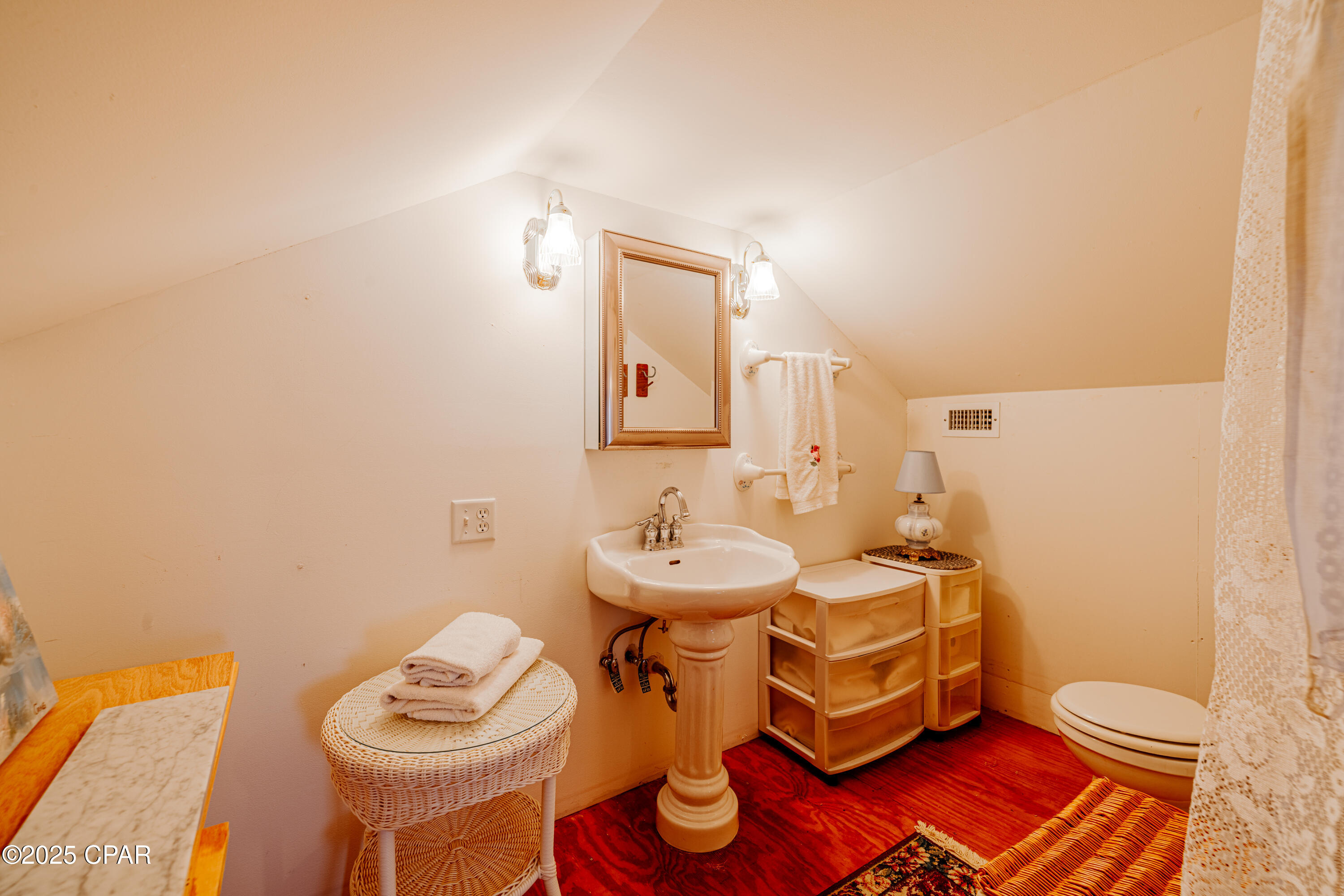 Image 31 For 21902 Sunnyside Lane