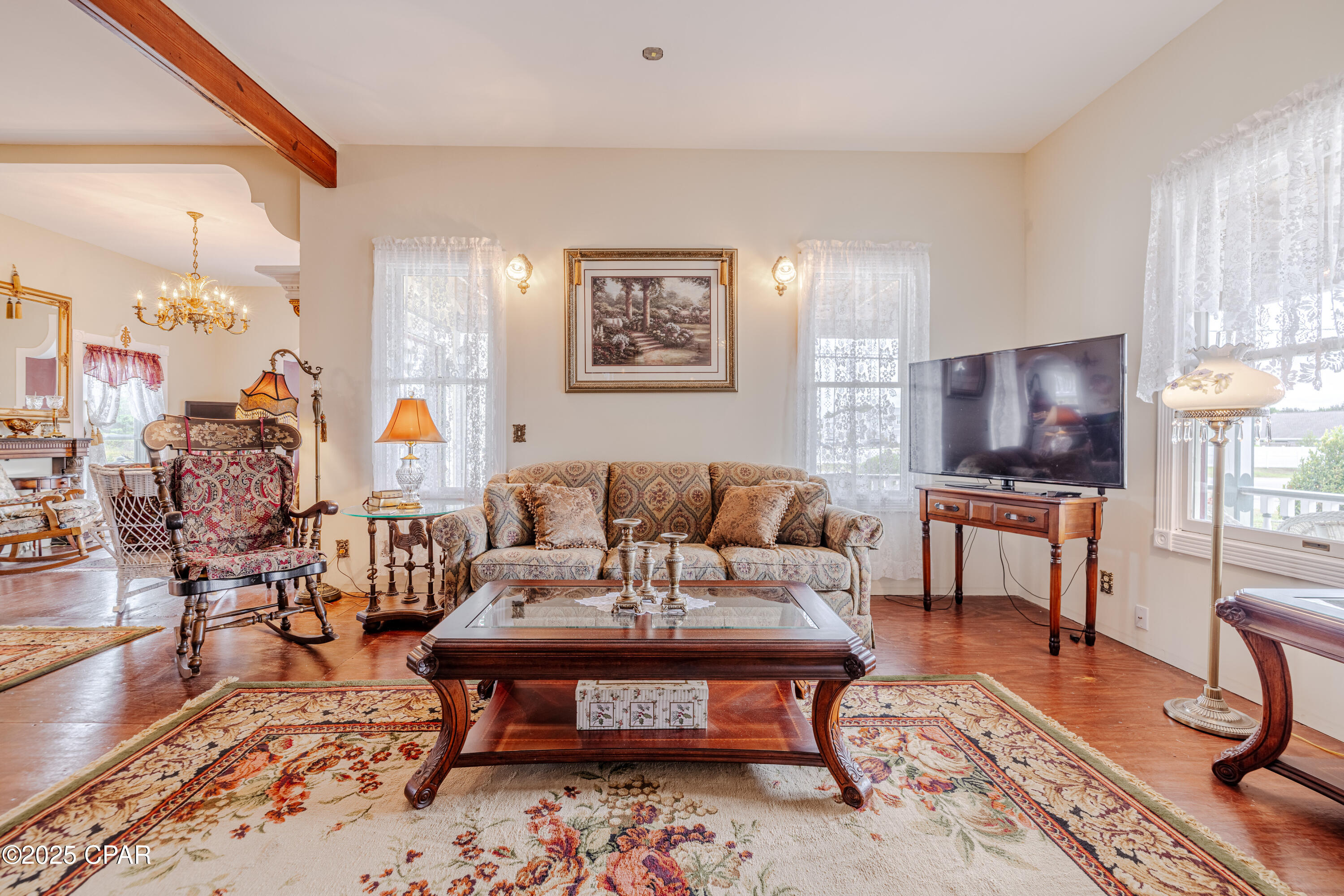 Image 4 For 21902 Sunnyside Lane