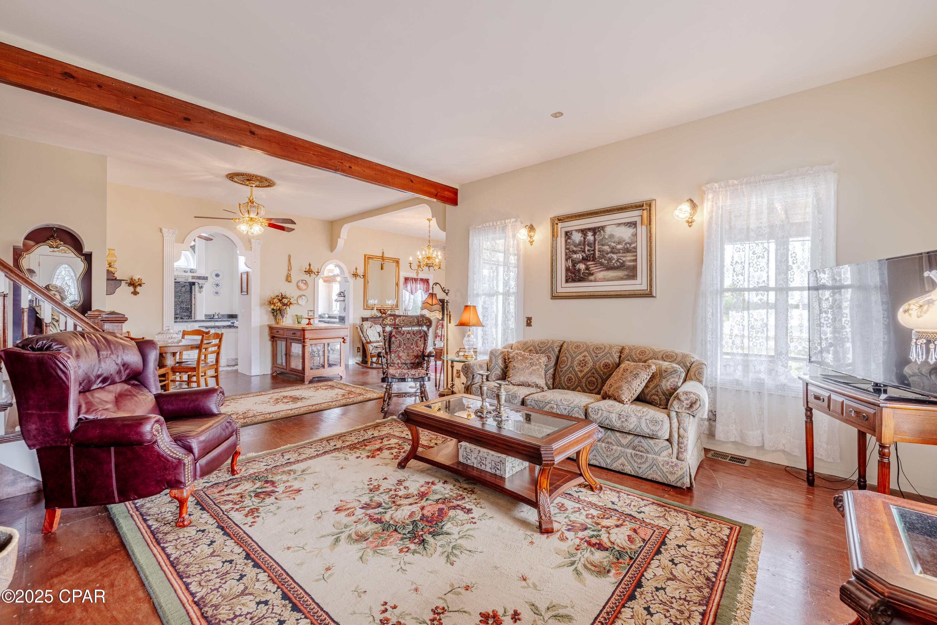 Image 5 For 21902 Sunnyside Lane