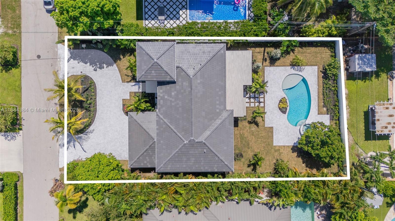 Homes for sale in Delray Beach, FL | 702 Nw 5th Ave, Delray Beach, FL 33444 | MLS# A11884384