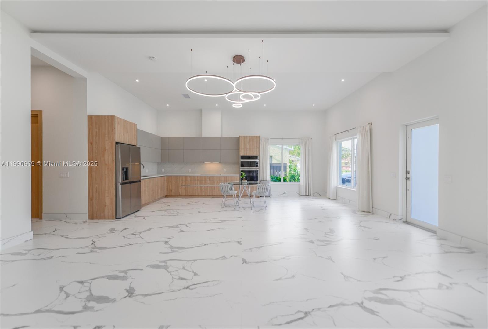 Homes for sale in Hallandale Beach, FL | 635 Sw 9th St, Hallandale Beach, FL 33009 | MLS# A11890839