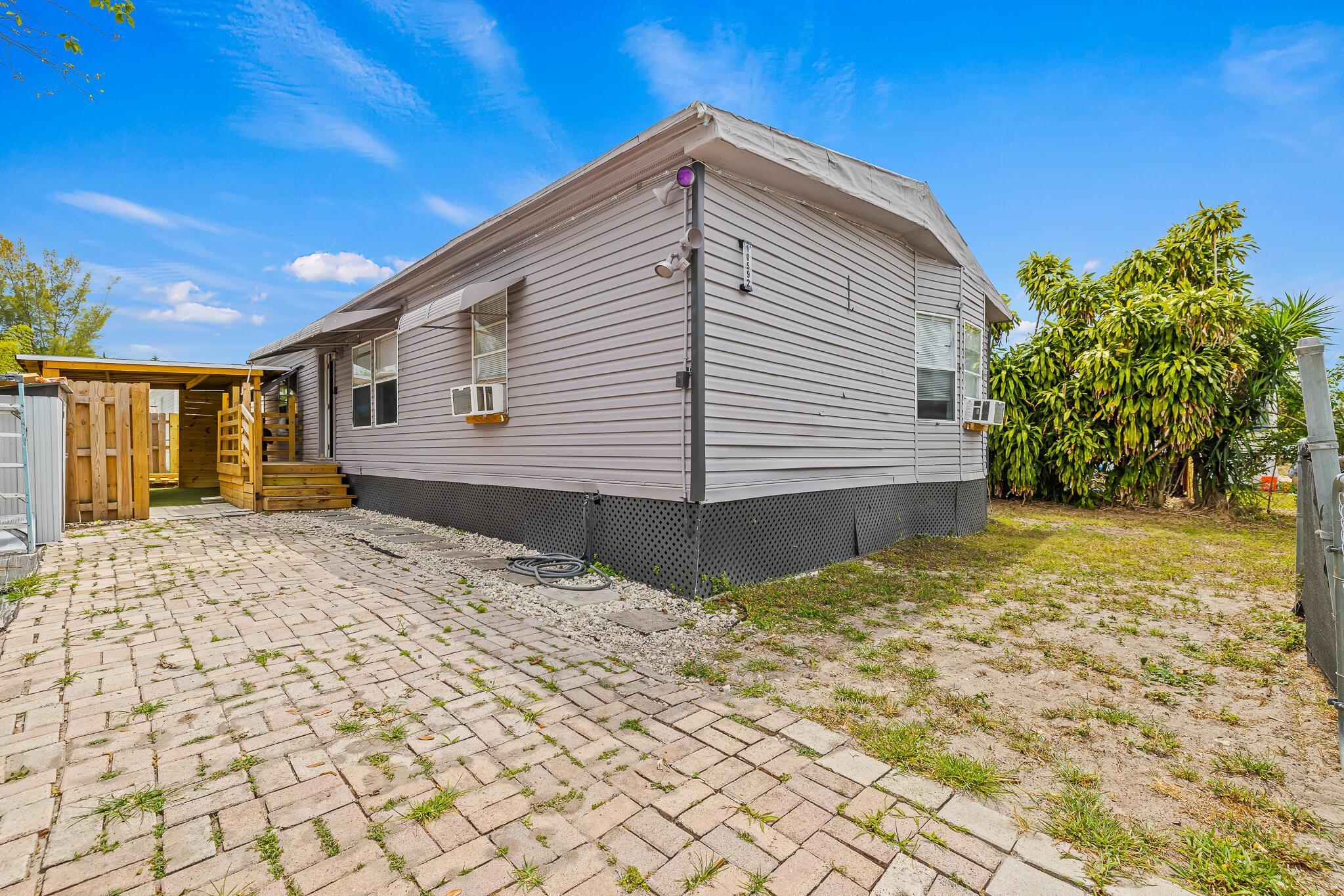 Watergate Mobile Home