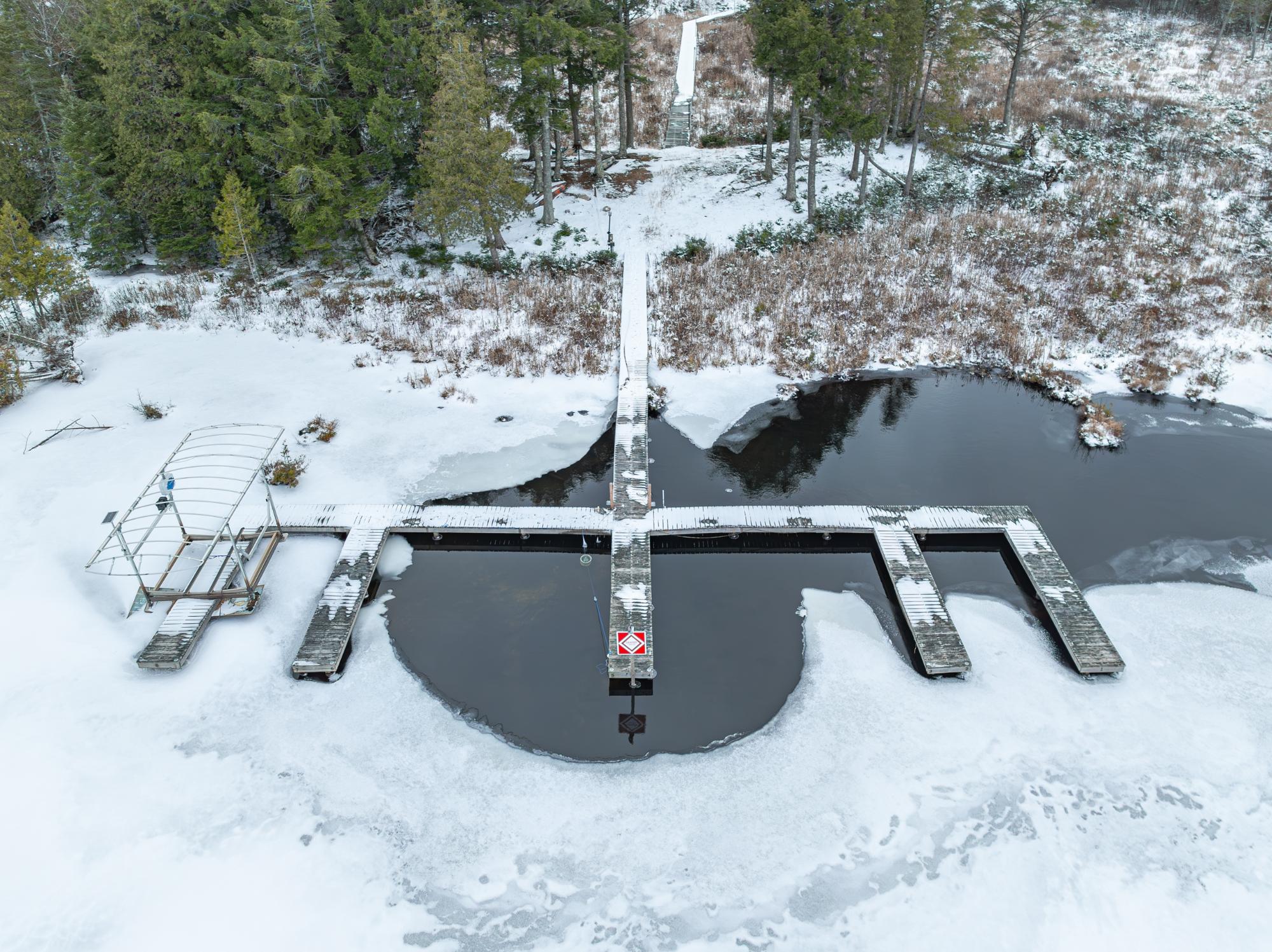 Big Lake (L) lot picture