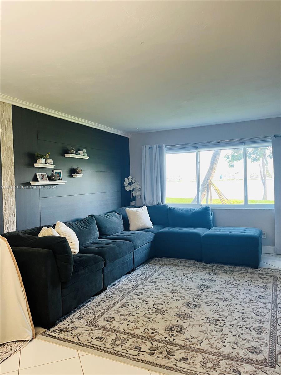 Fifth Horizons Condo