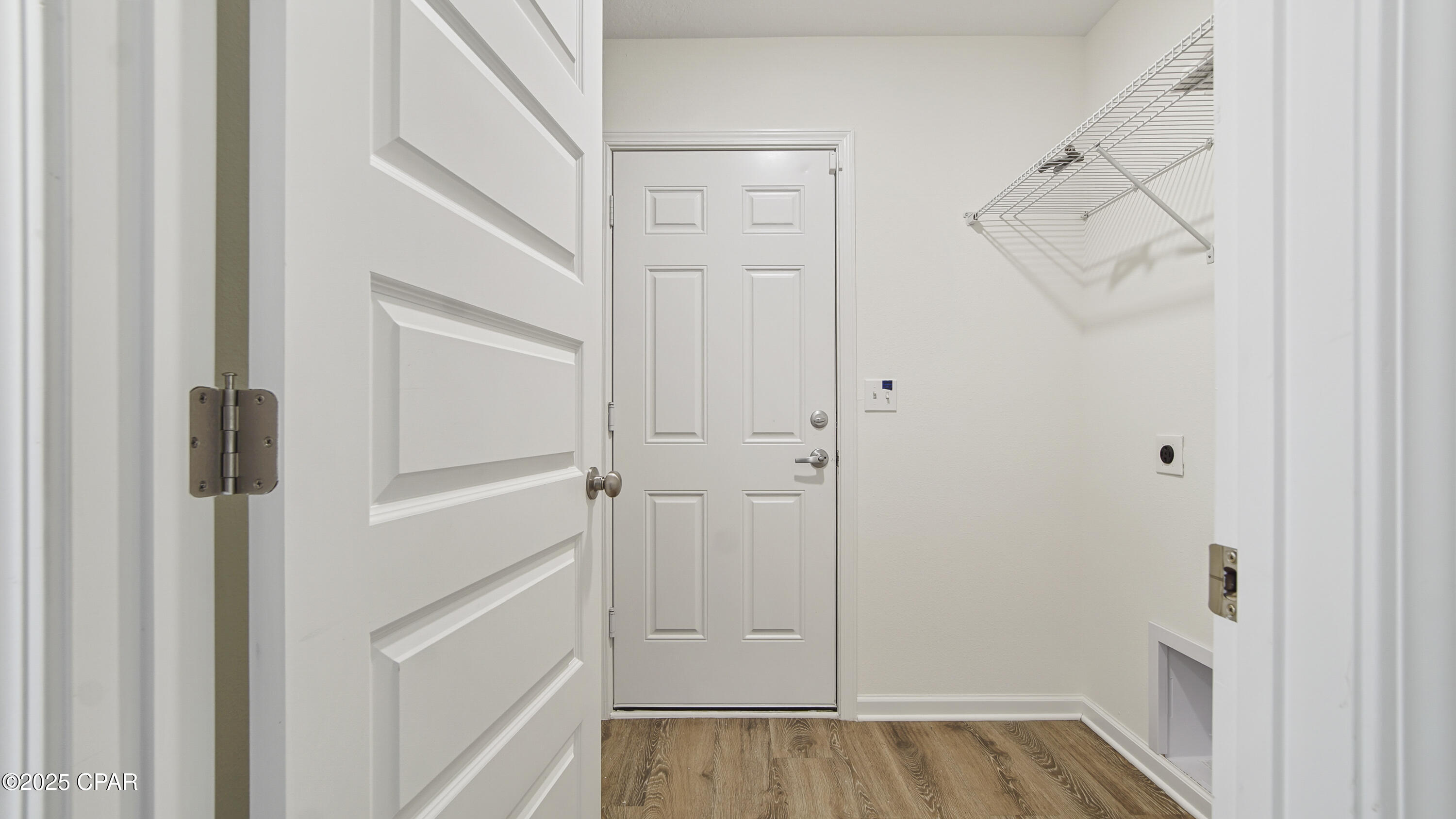 Image 12 For 2649 Amelia Avenue