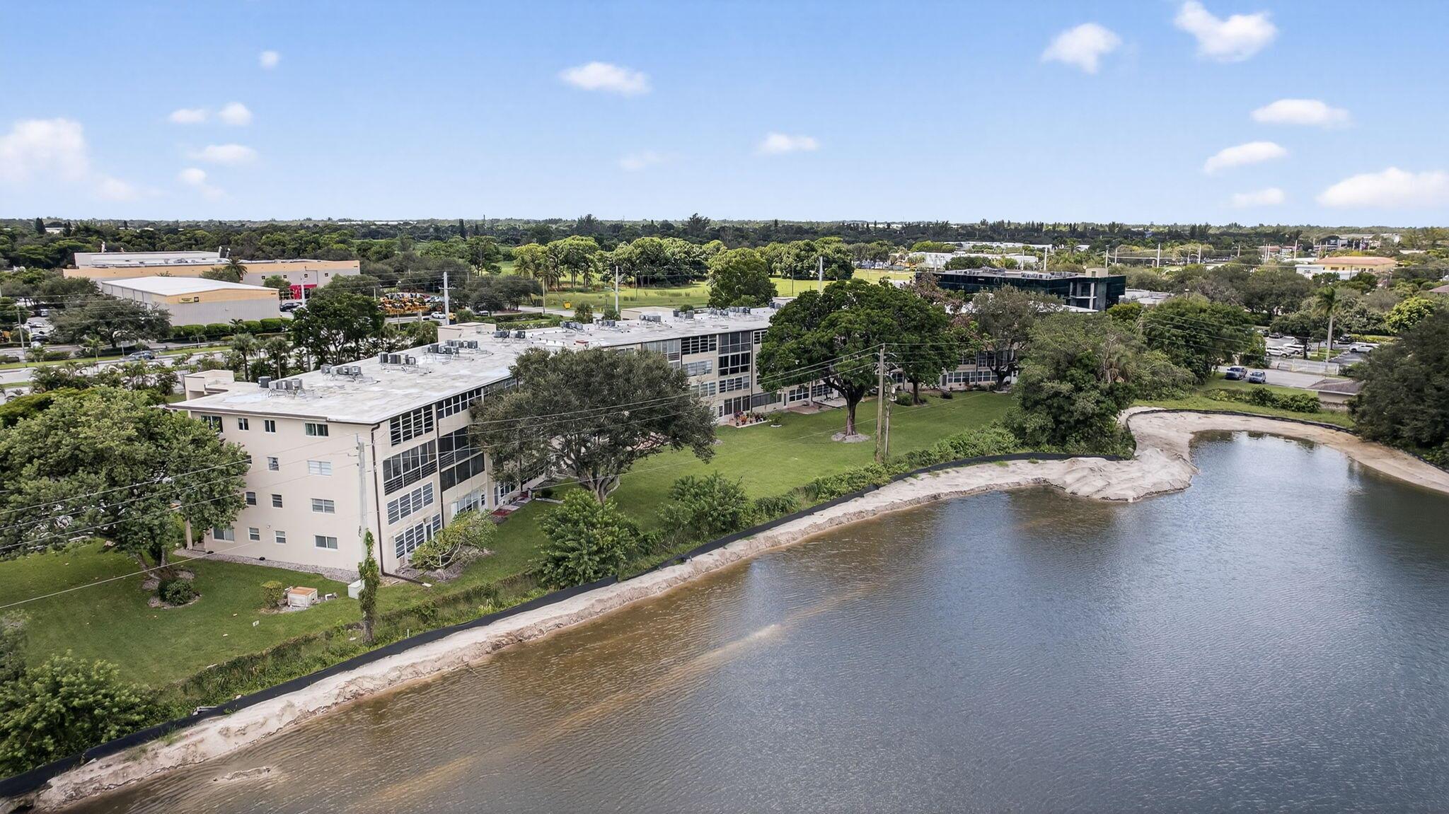 Century Village Southampt