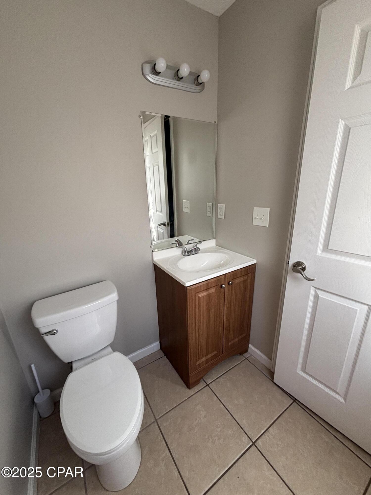 Image 11 For 754 Sherman Avenue B