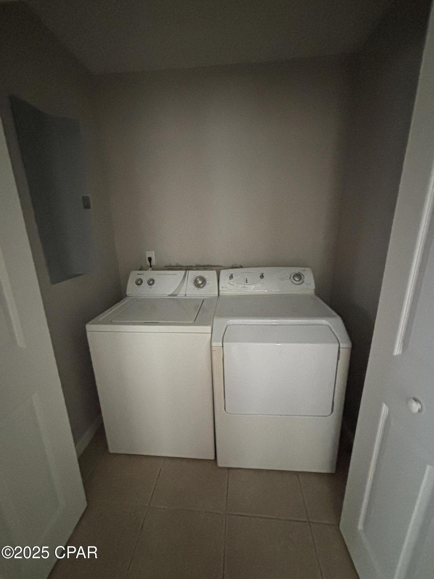 Image 14 For 754 Sherman Avenue B