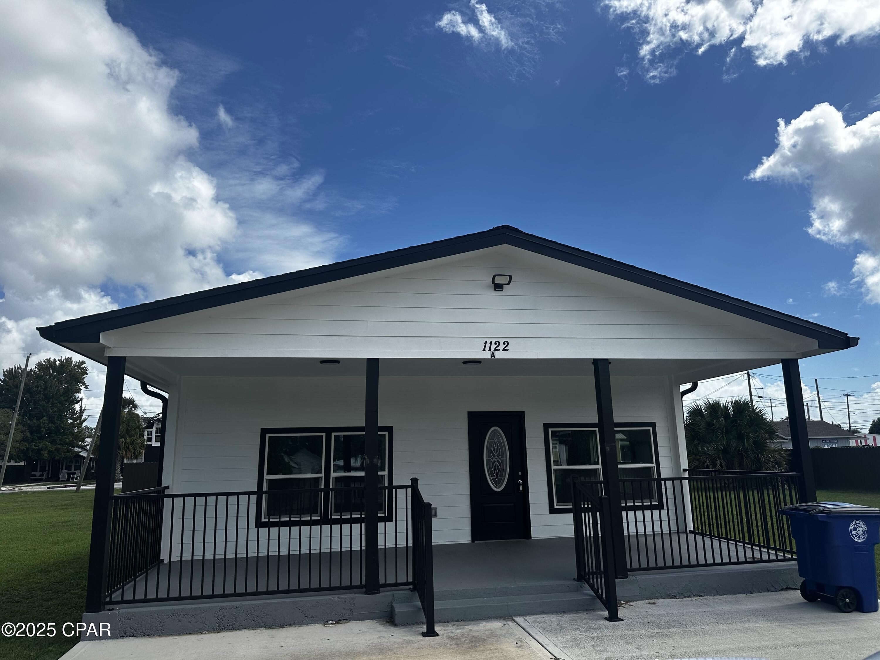 Image 1 For 1122 Oak Avenue