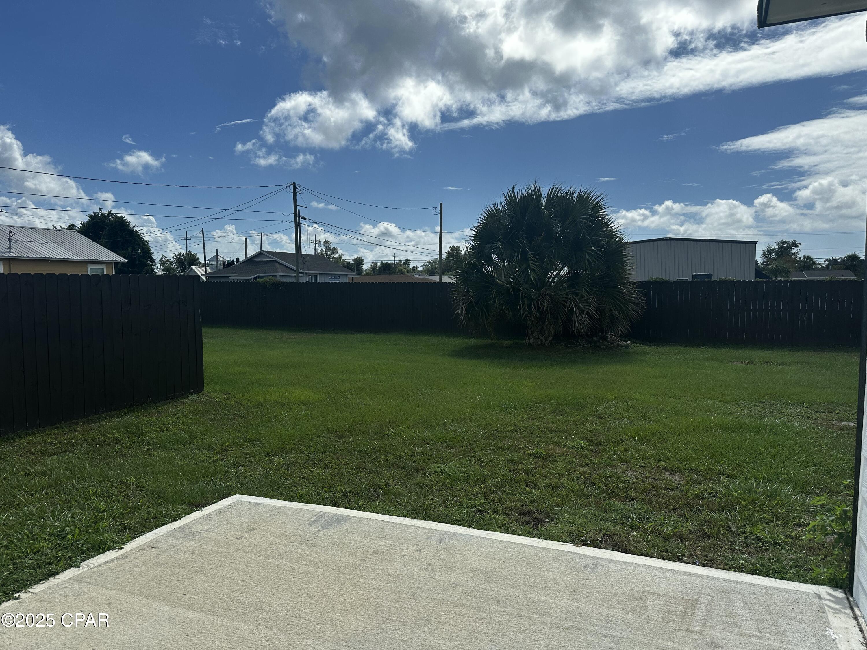 Image 11 For 1122 Oak Avenue