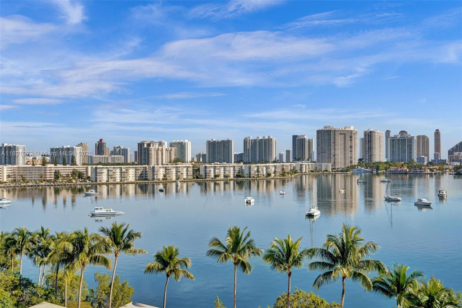 Condo for Sale in North Miami Beach, FL