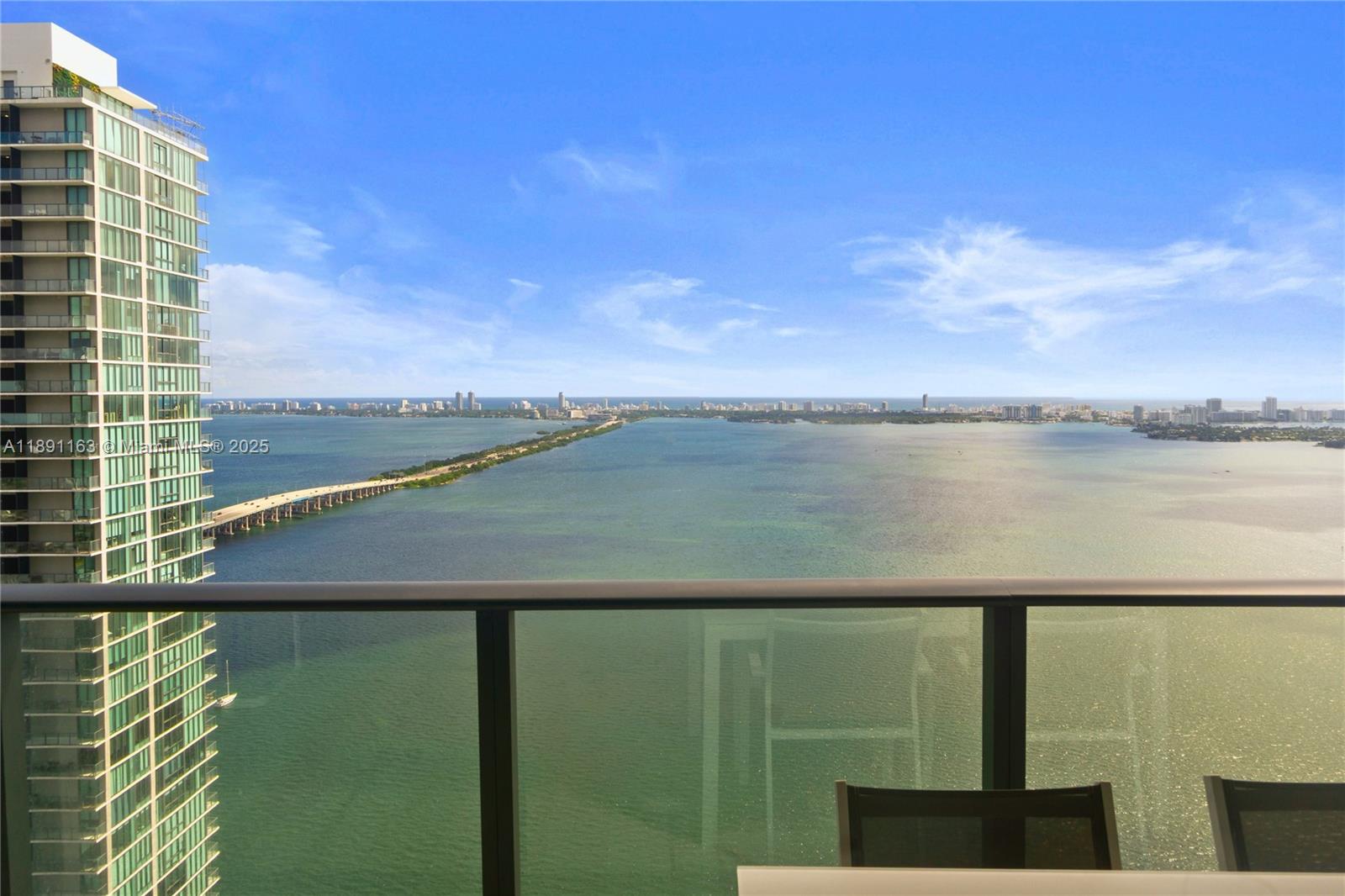 Gran Paraiso Condo