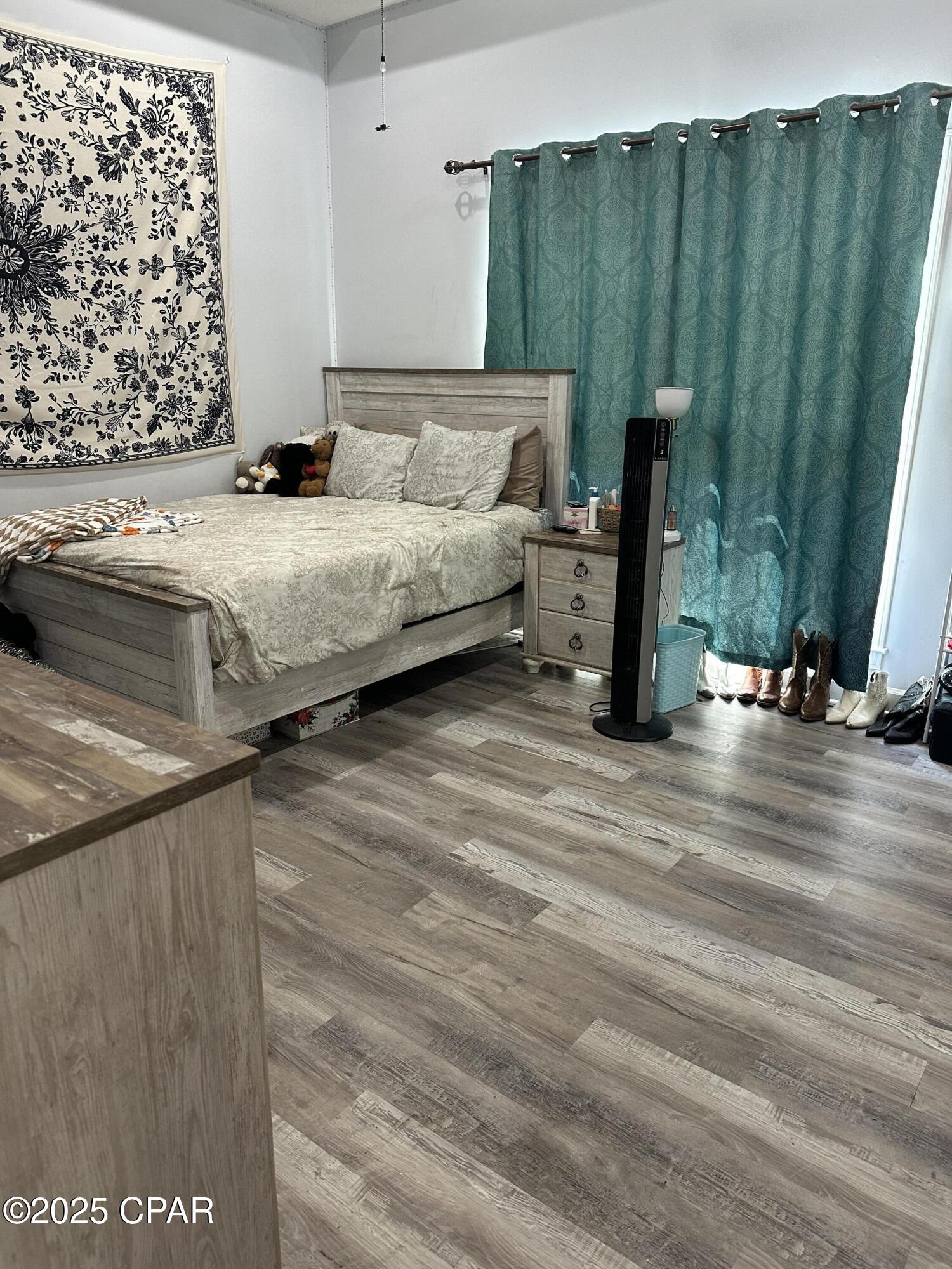 Image 17 For 820 Dolphin Drive