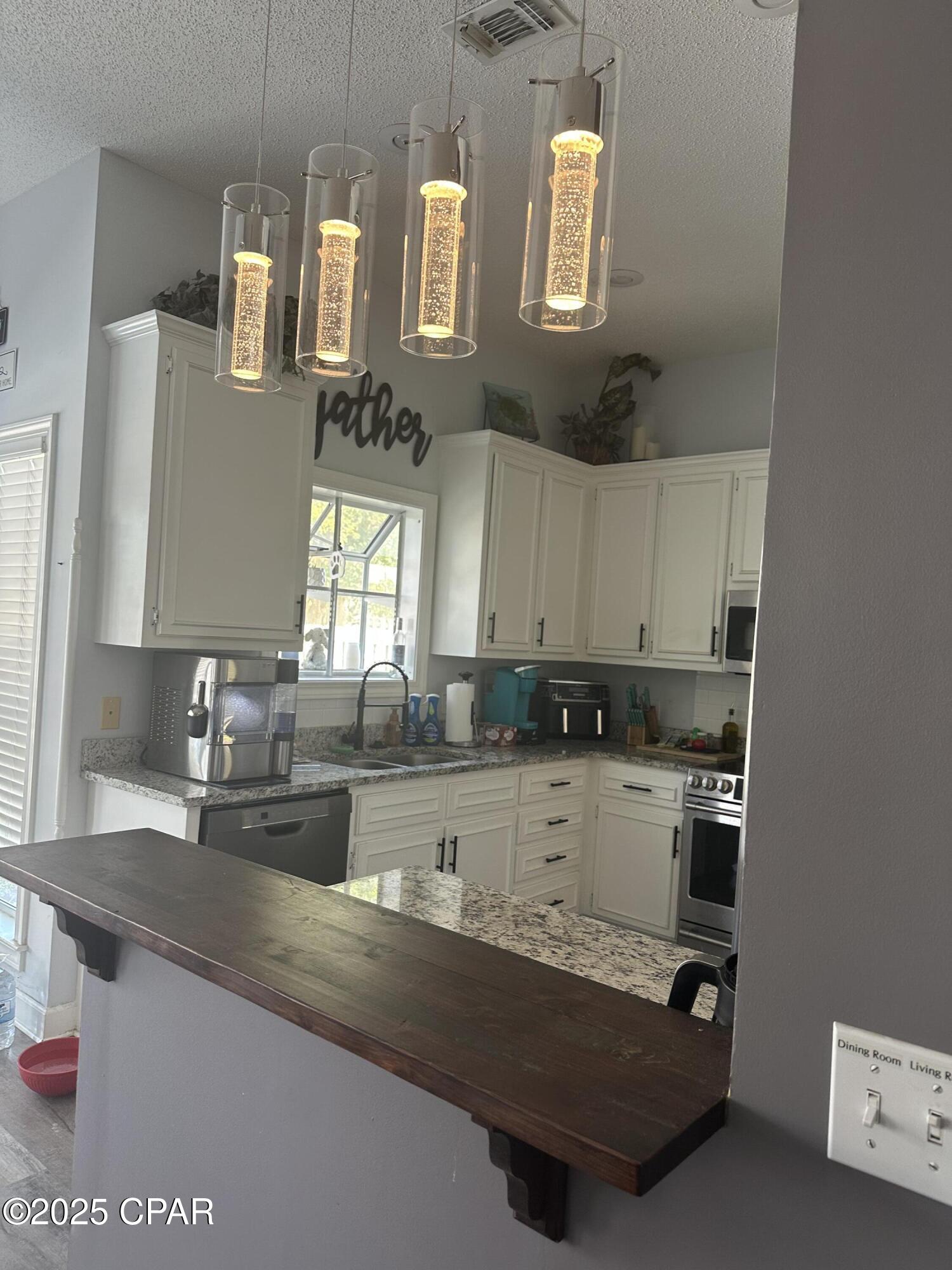 Image 6 For 820 Dolphin Drive