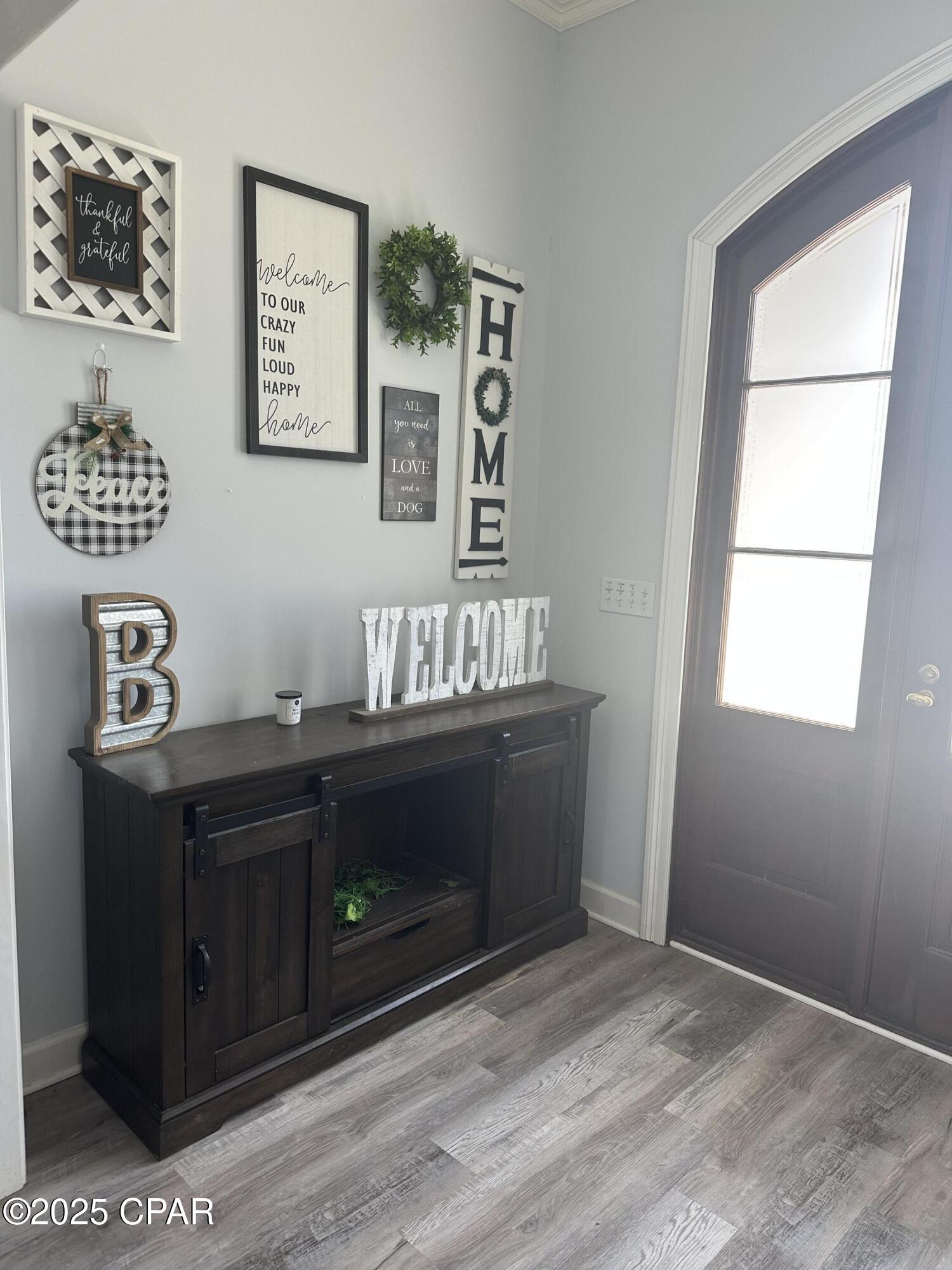 Image 8 For 820 Dolphin Drive