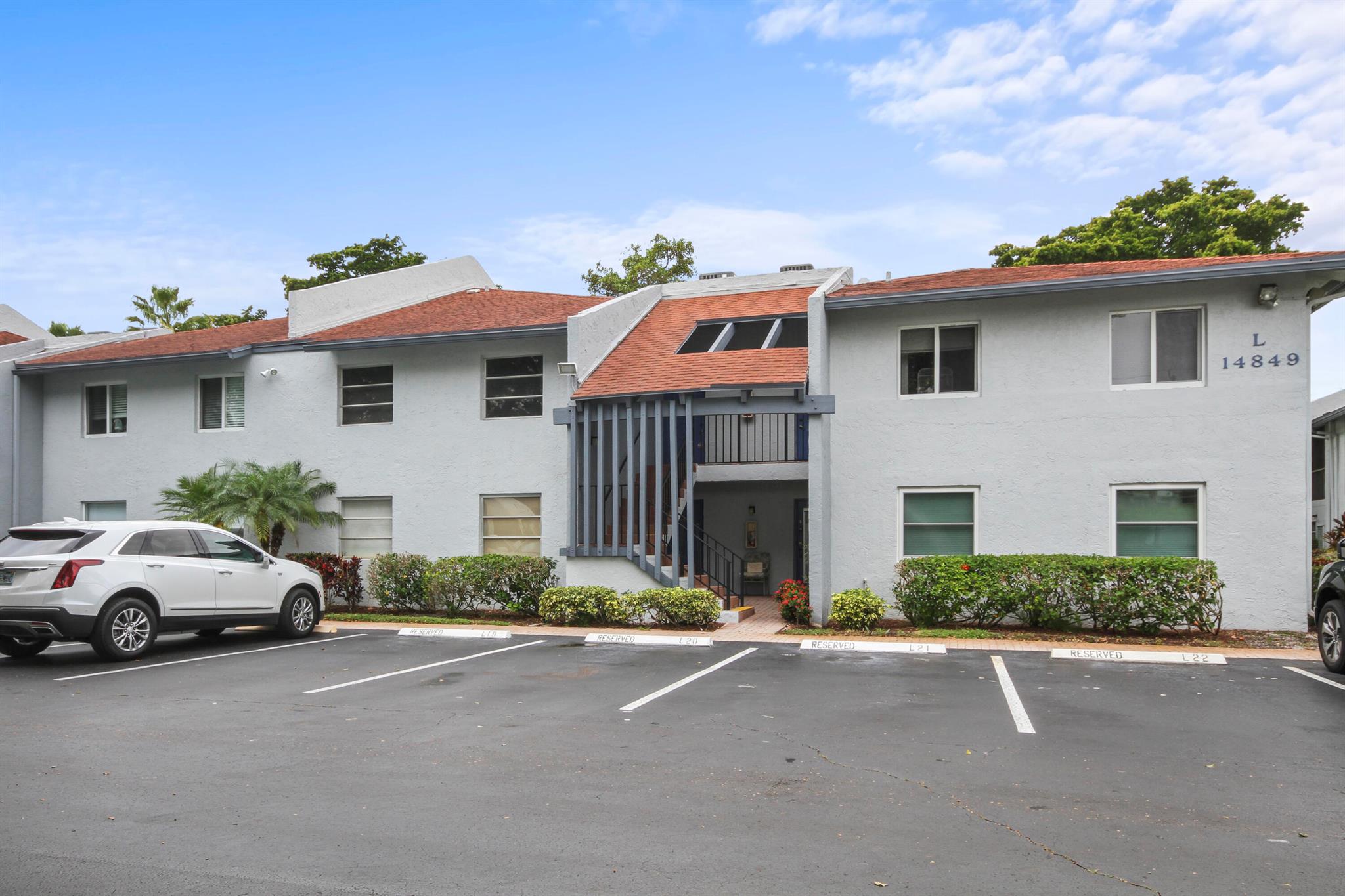 Villages Of Oriole Deauvi