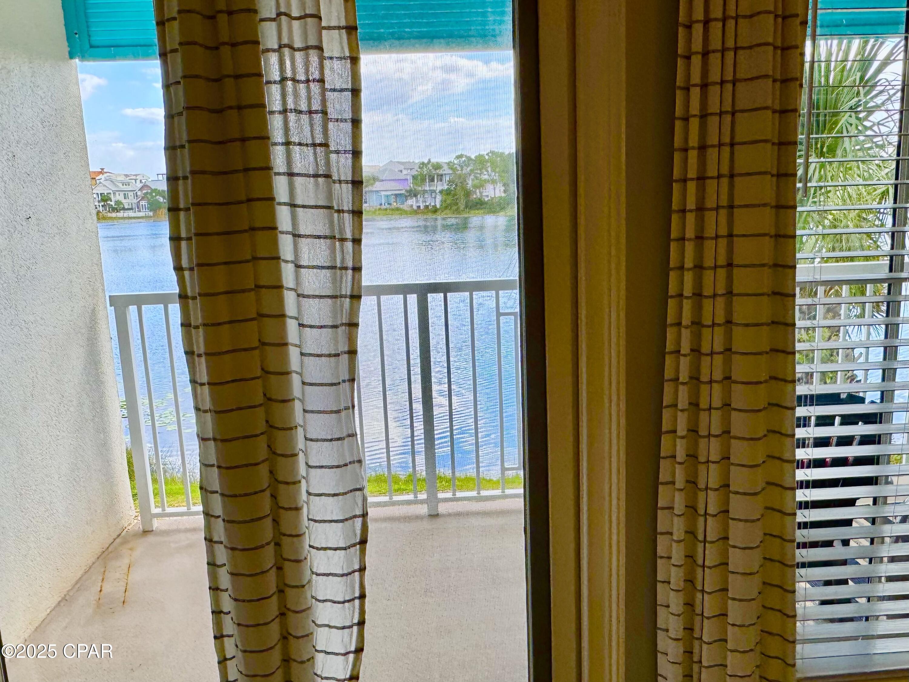 Image 14 For 114 Carillon Market Street 201