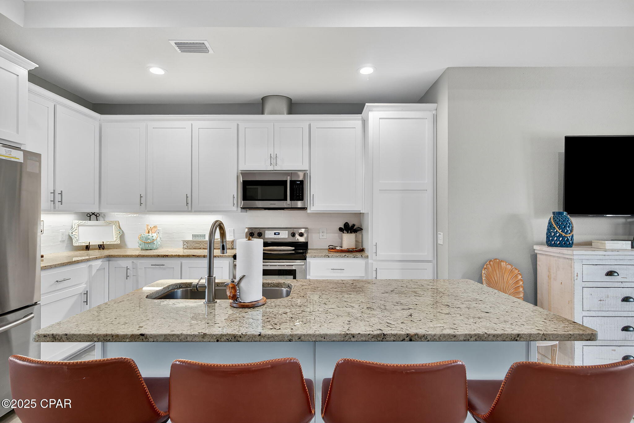 Image 15 For 1024 Gulf Beach Drive