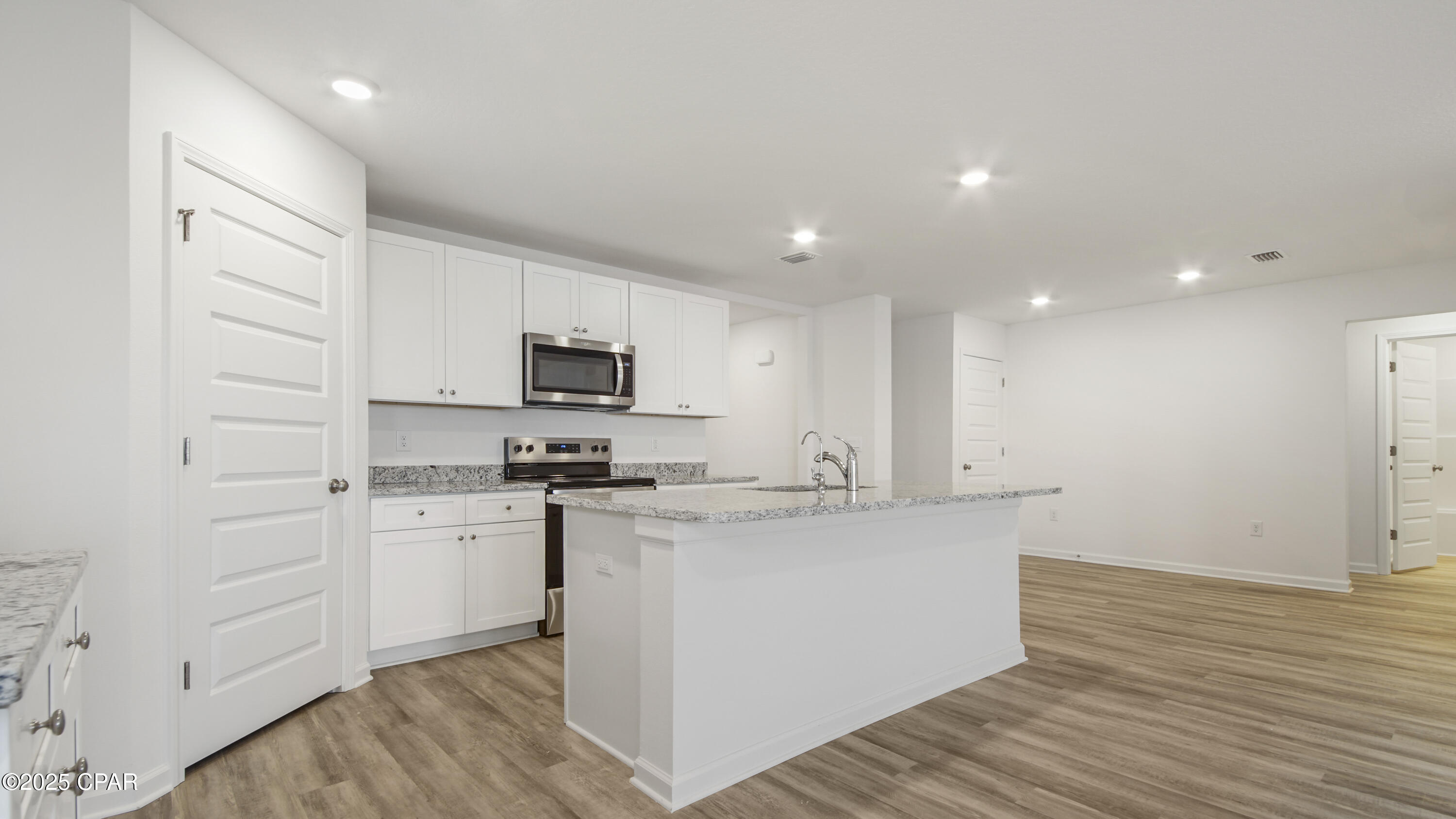 Image 12 For 4036 Linwood Drive