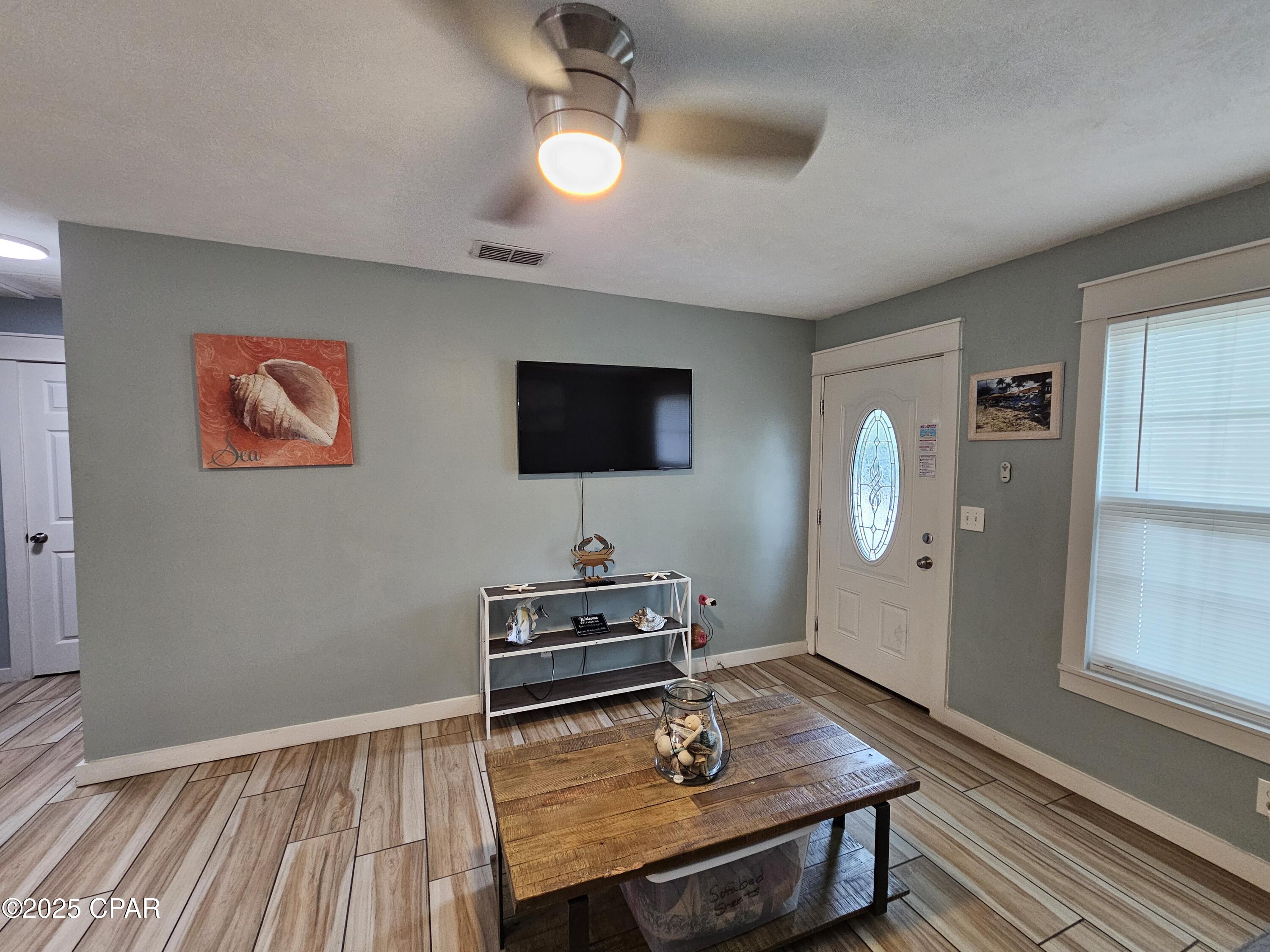 Image 6 For 2807a 11th Street