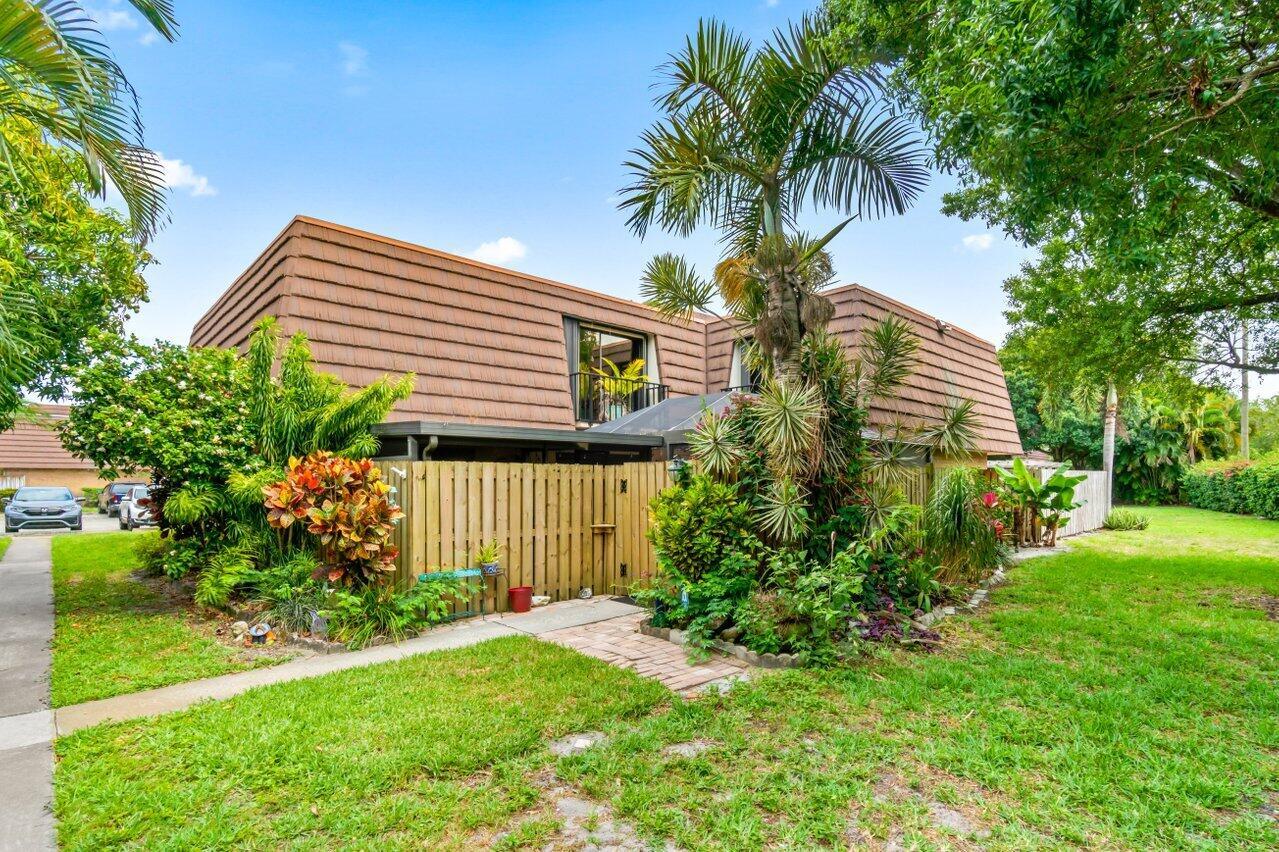 Garden Lakes And Garden S