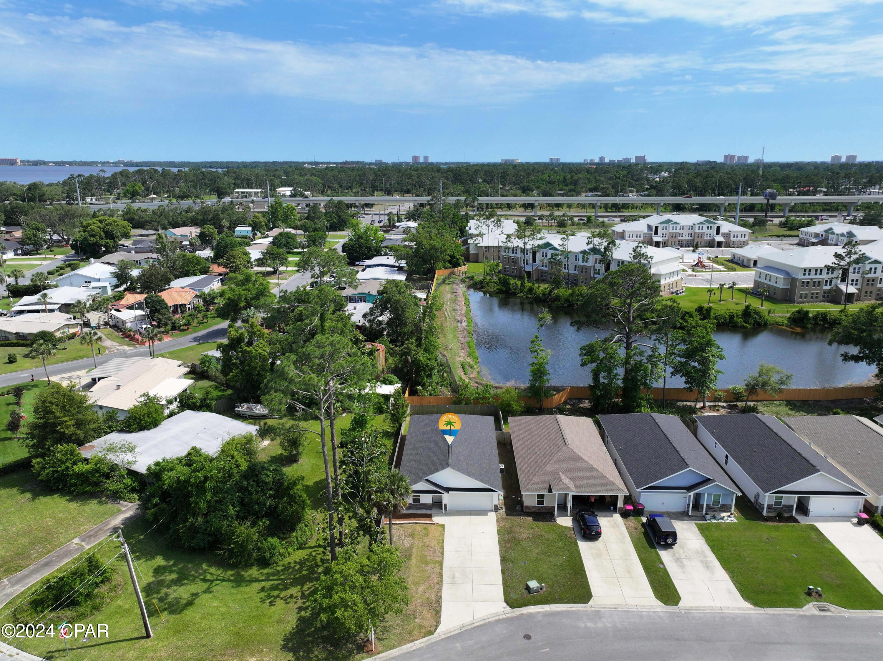 Image 39 For 205 Woodlawn Court