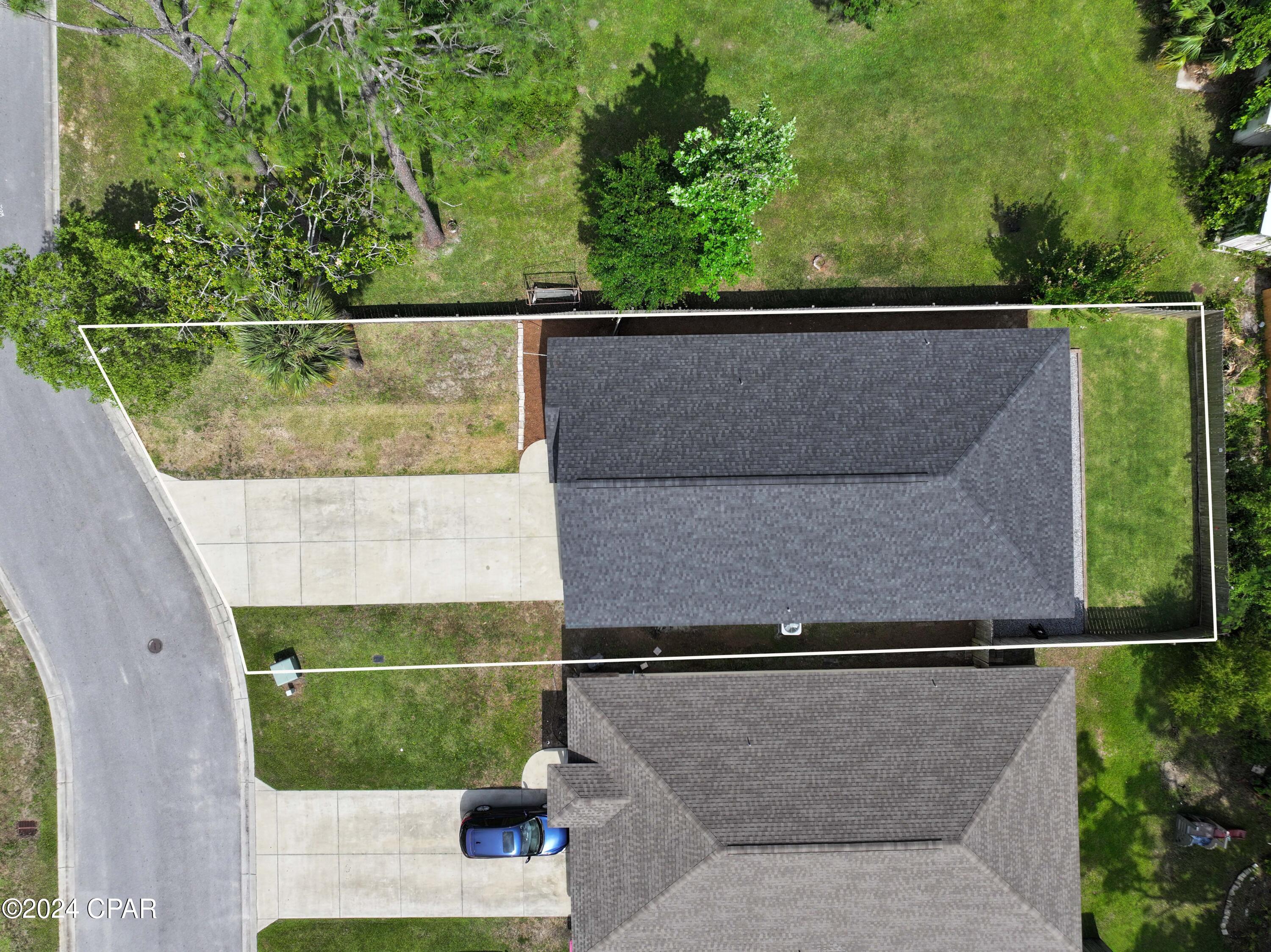 Image 4 For 205 Woodlawn Court