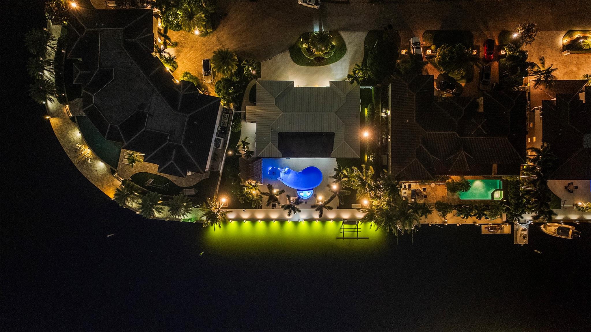 Homes for sale in Lighthouse Point, FL | 2330 Ne 35Th St, Lighthouse Point, FL 33064 | MLS# F10529714