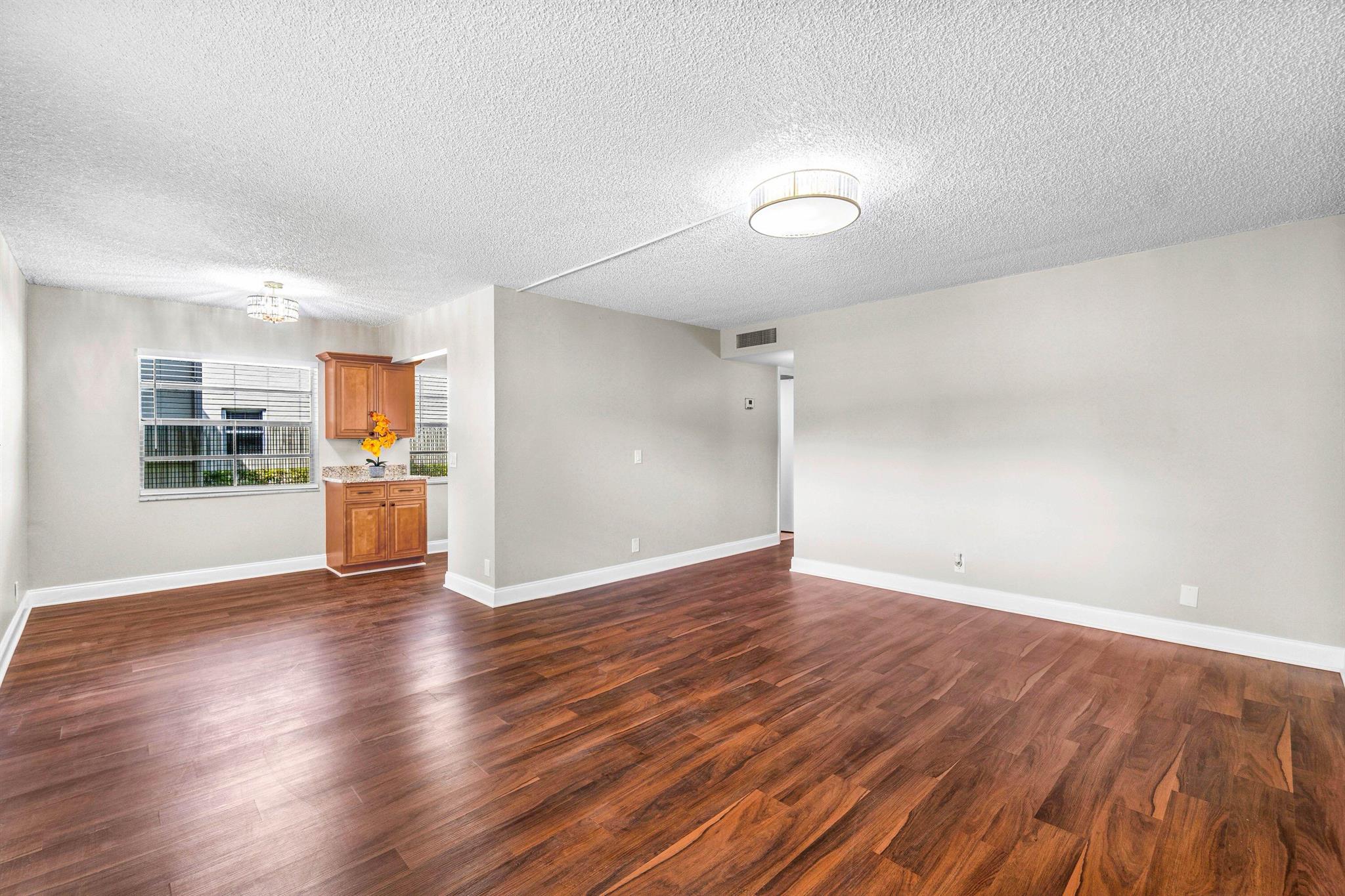 Kings Point Normandy Cond