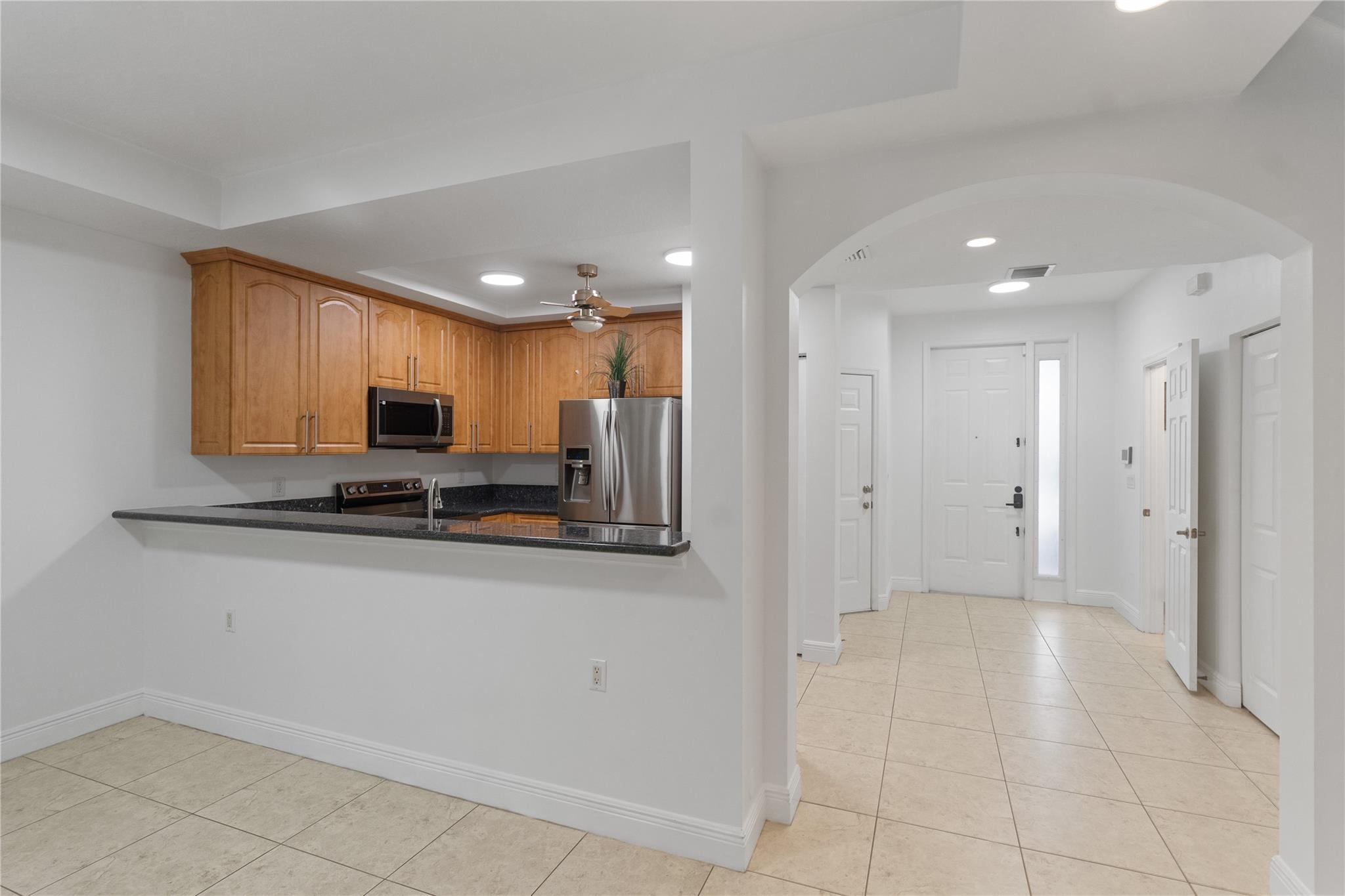 Homes for sale in Fort Lauderdale, FL | 2652 Ne 30th Pl #2652, Fort Lauderdale, FL 33306 | MLS# F10530078