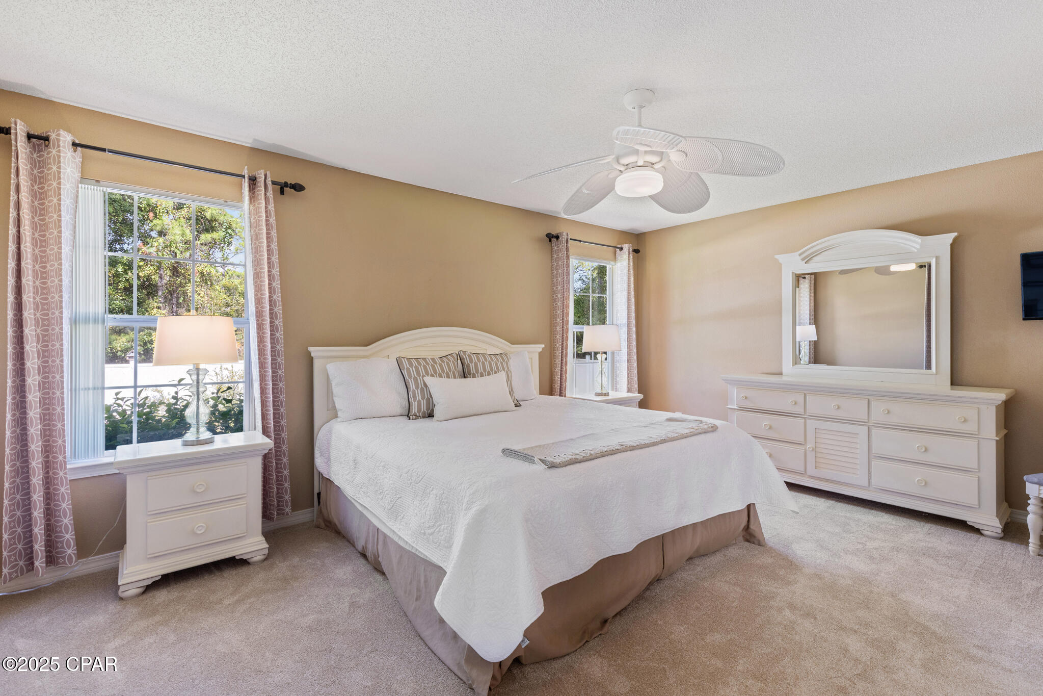 Image 20 For 240 Oxford Avenue