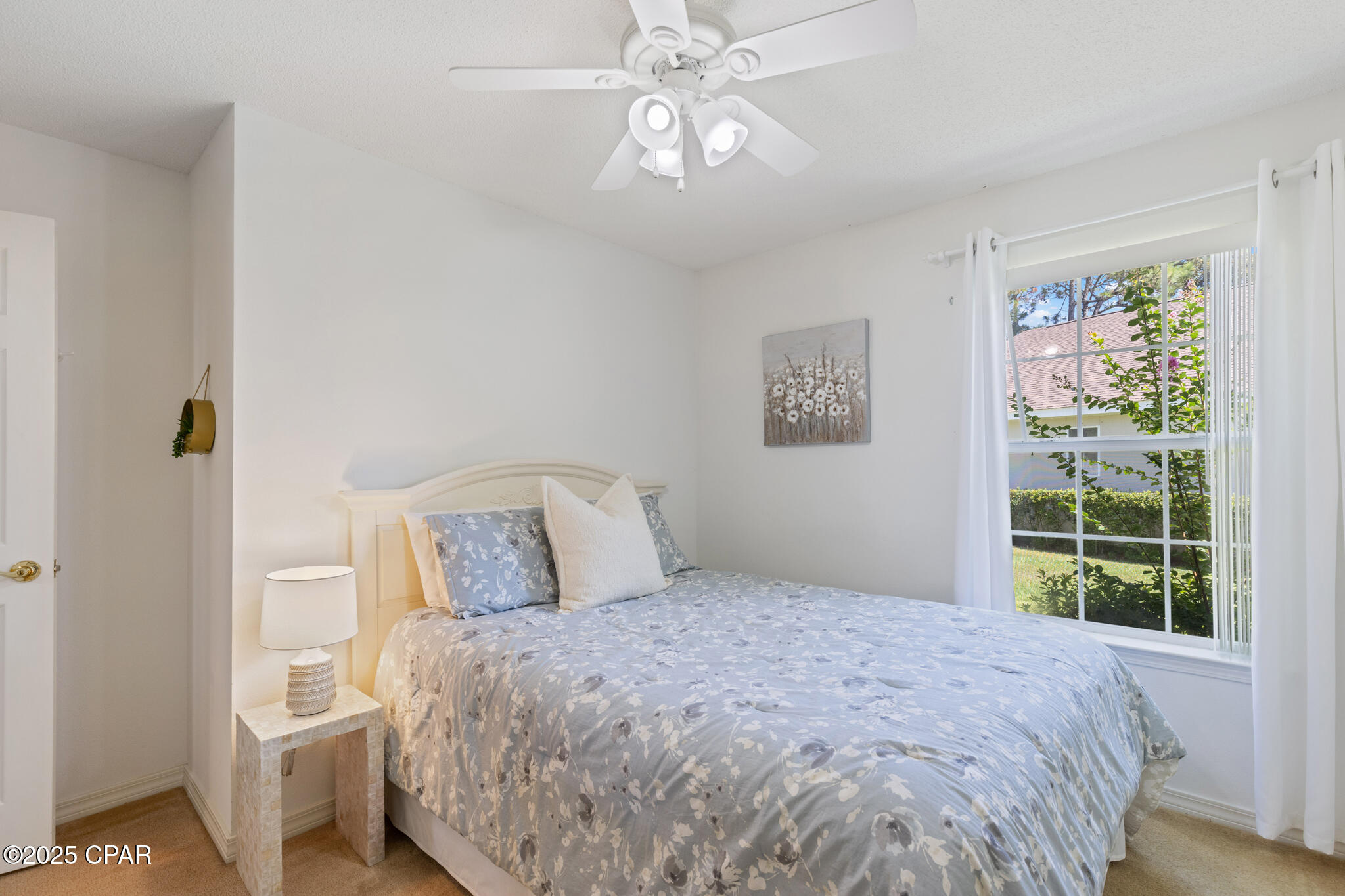 Image 25 For 240 Oxford Avenue