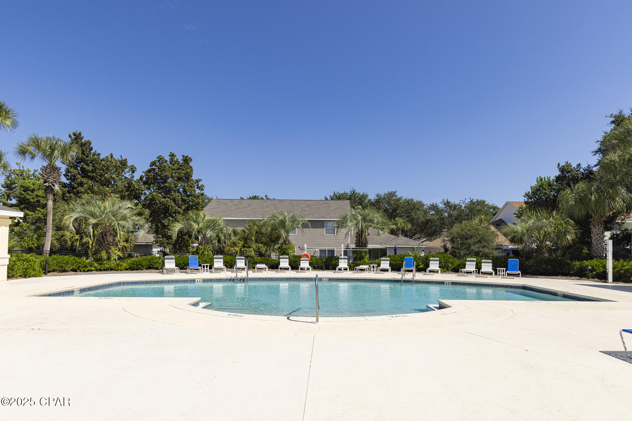 Image 39 For 240 Oxford Avenue