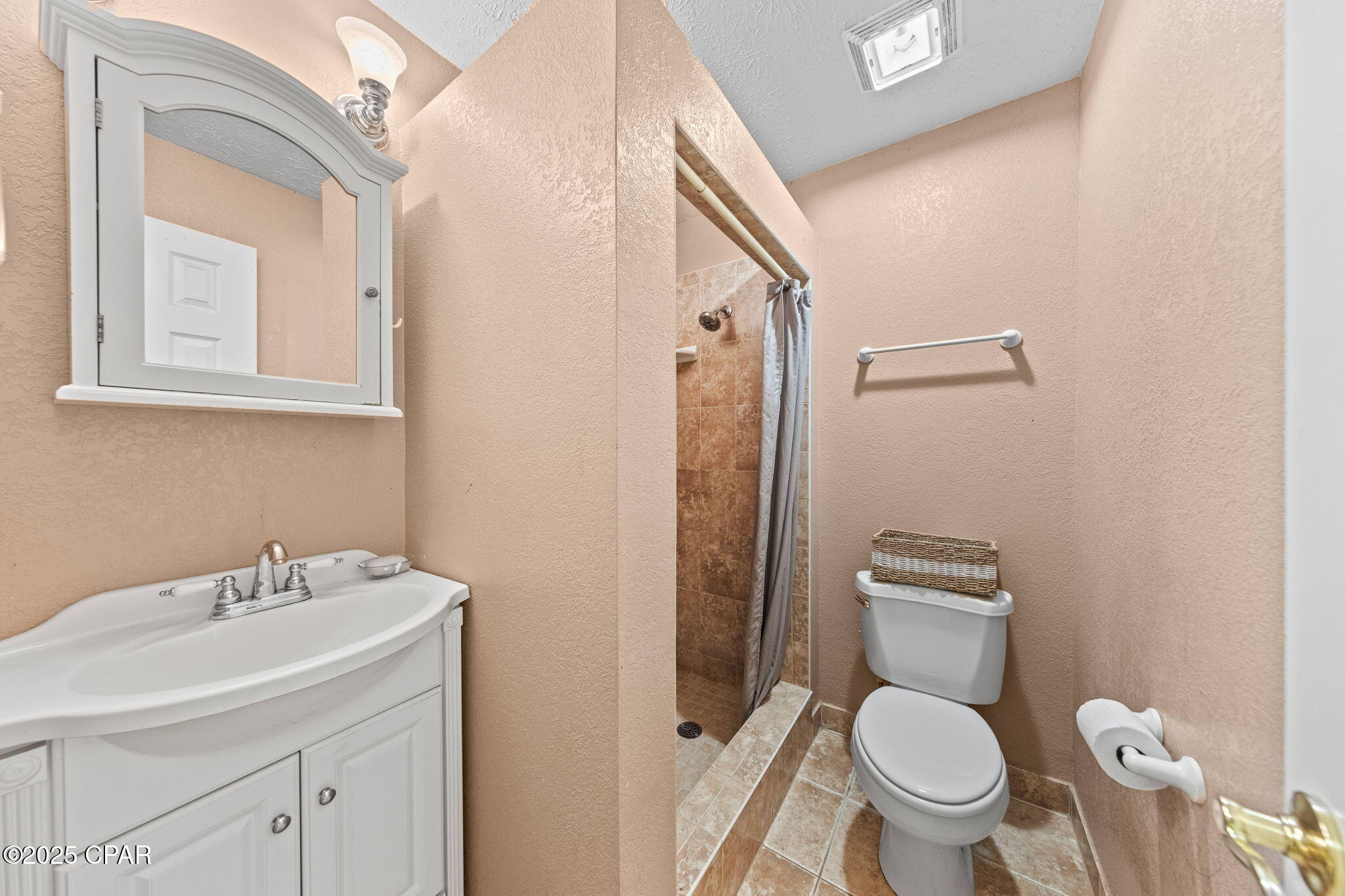 Image 16 For 301 Fairway Boulevard