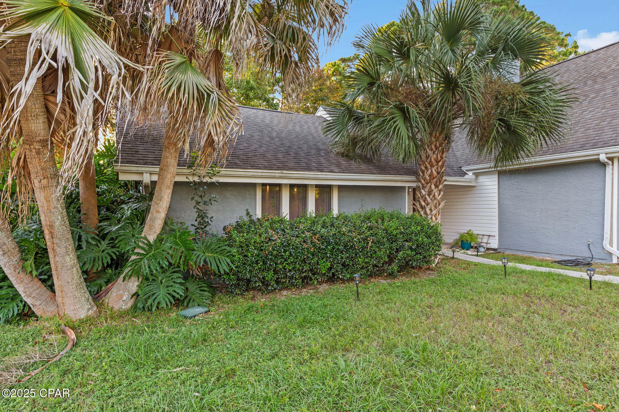 Image 2 For 301 Fairway Boulevard