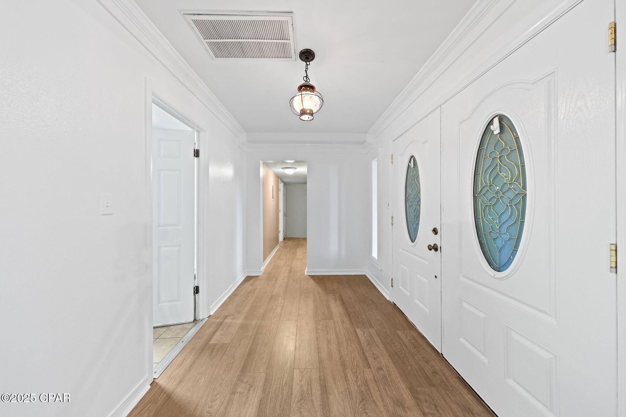 Image 9 For 301 Fairway Boulevard