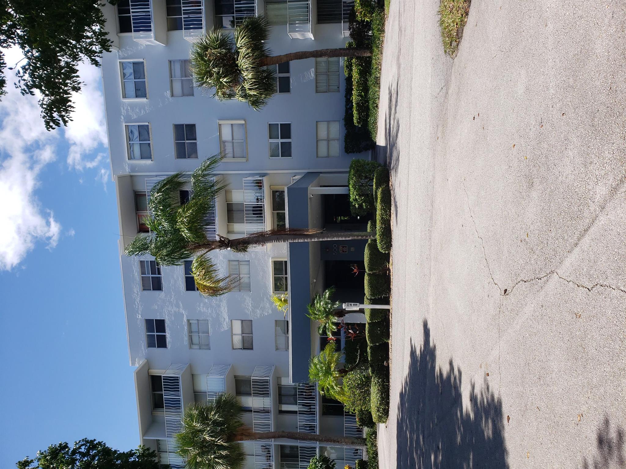 Breakwaters Of The Palm B