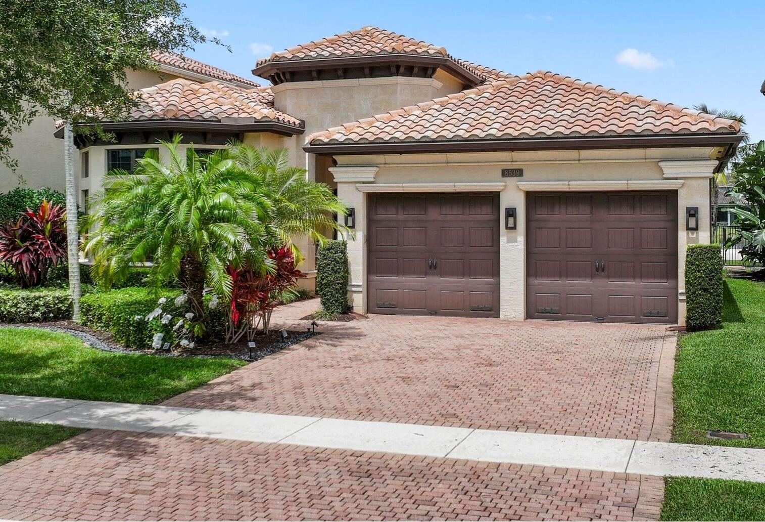 Homes for sale in Delray Beach, FL | 8539 Lewis River Road, Delray Beach, FL 33446 | MLS# R11130087