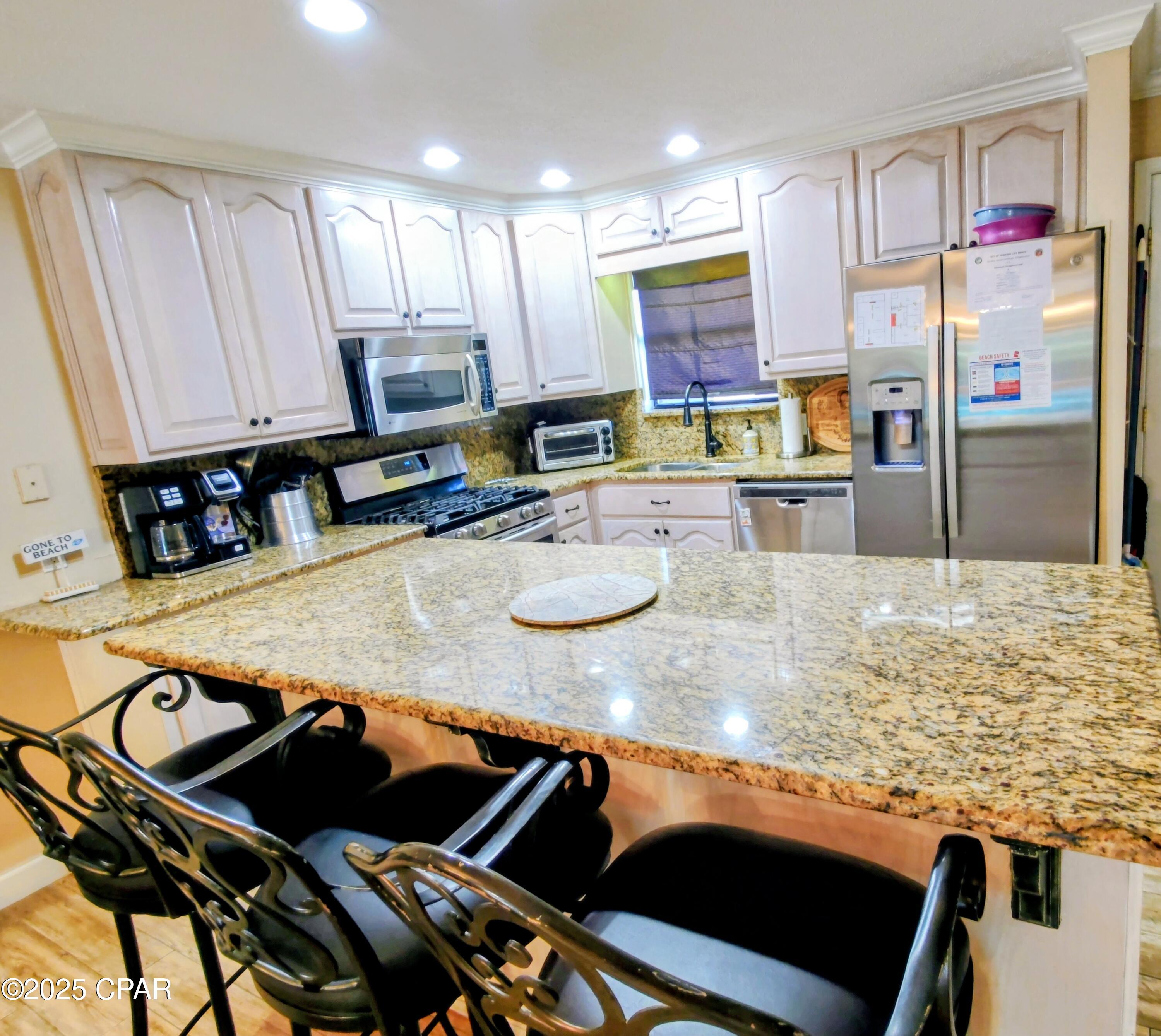 Image 21 For 246 Grande Island Boulevard