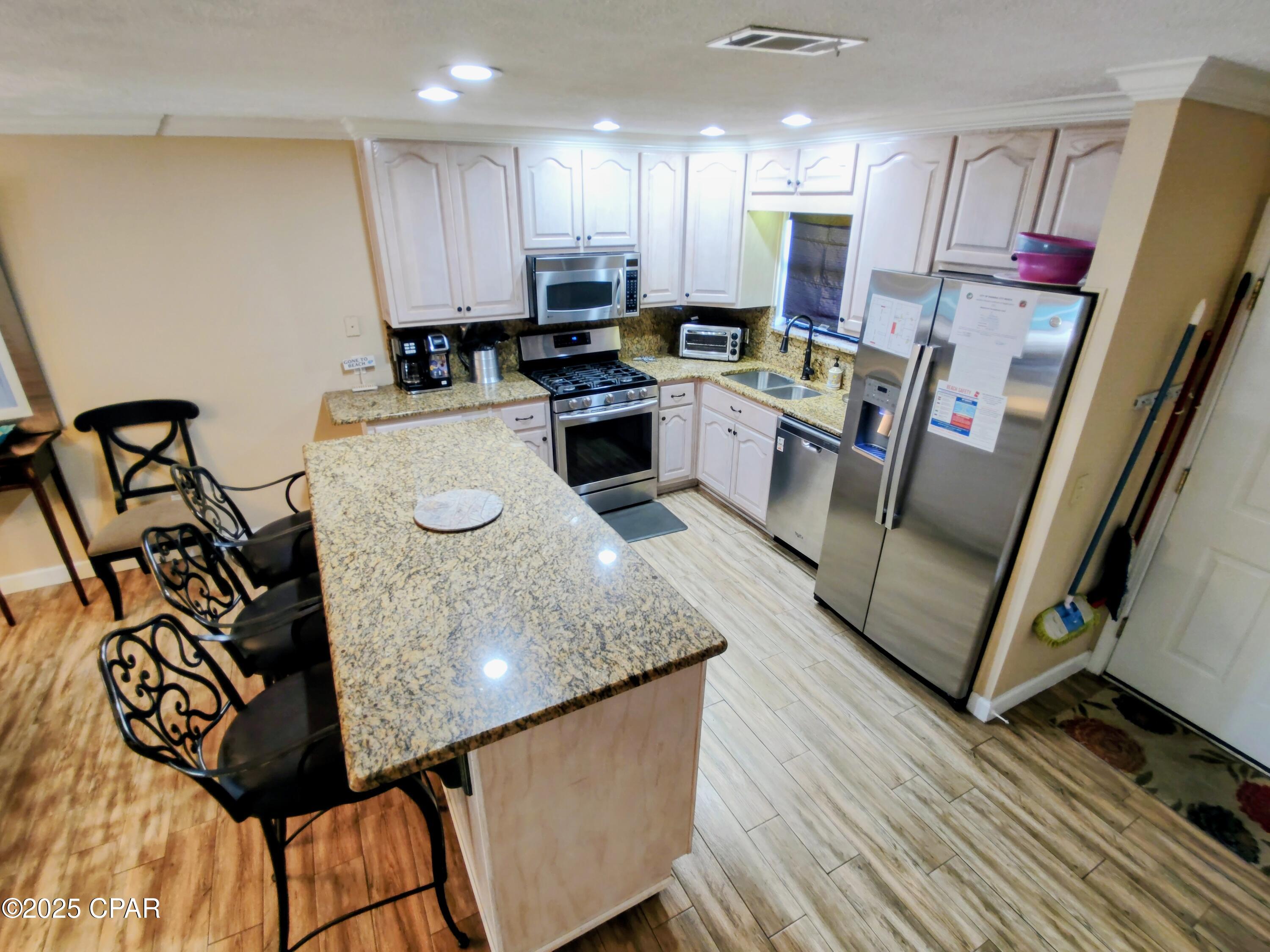 Image 23 For 246 Grande Island Boulevard