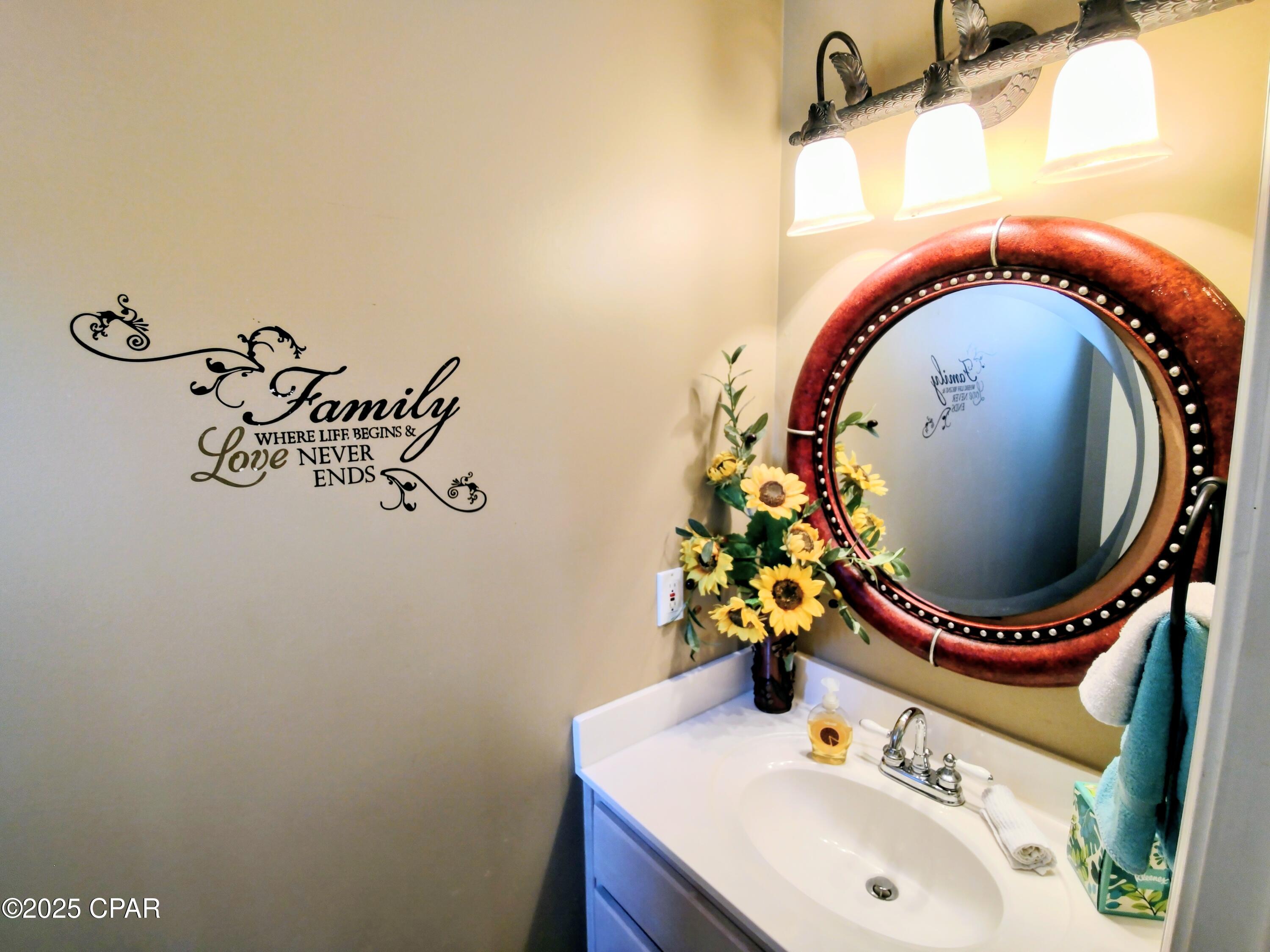 Image 25 For 246 Grande Island Boulevard