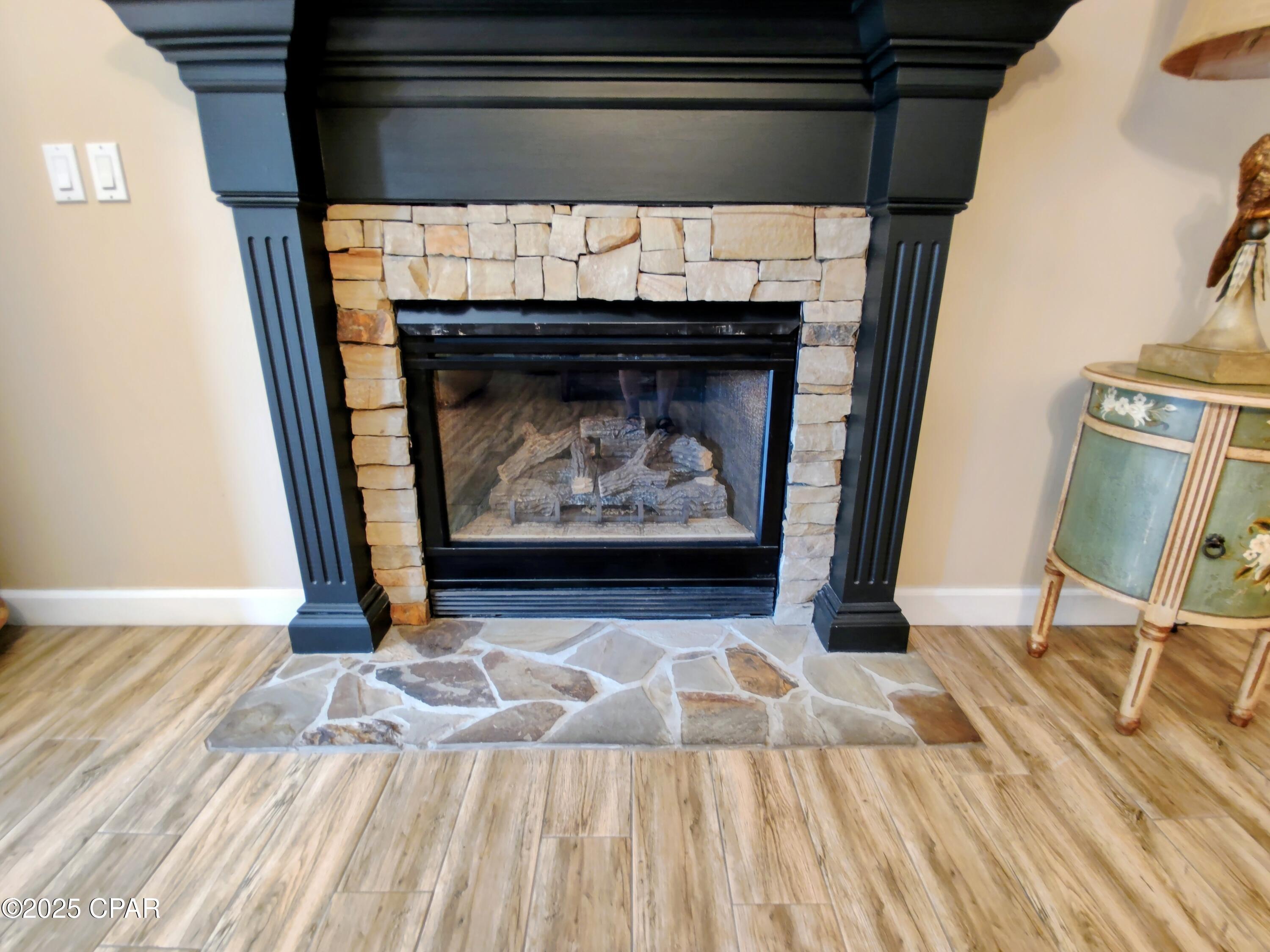 Image 31 For 246 Grande Island Boulevard