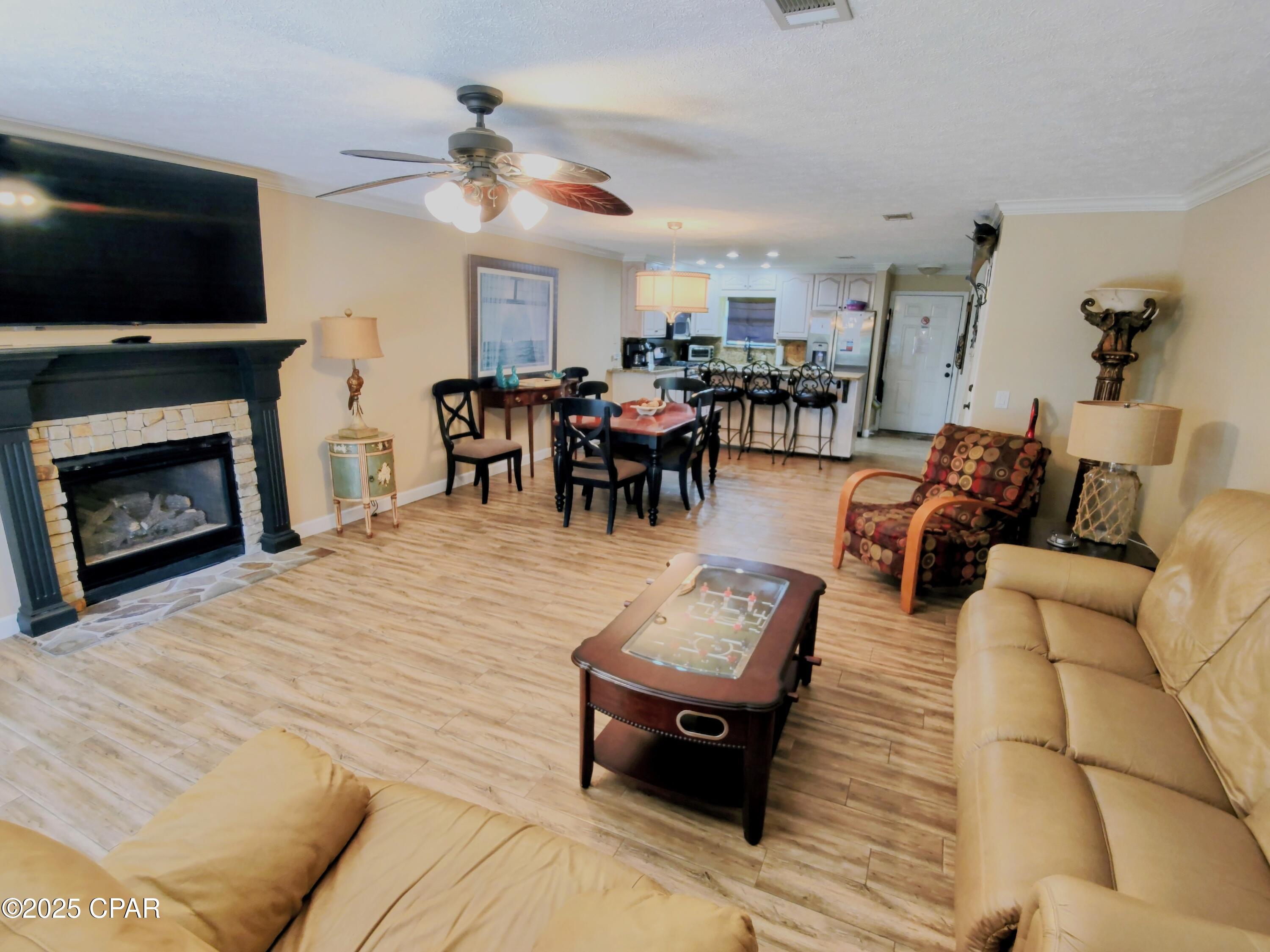 Image 34 For 246 Grande Island Boulevard