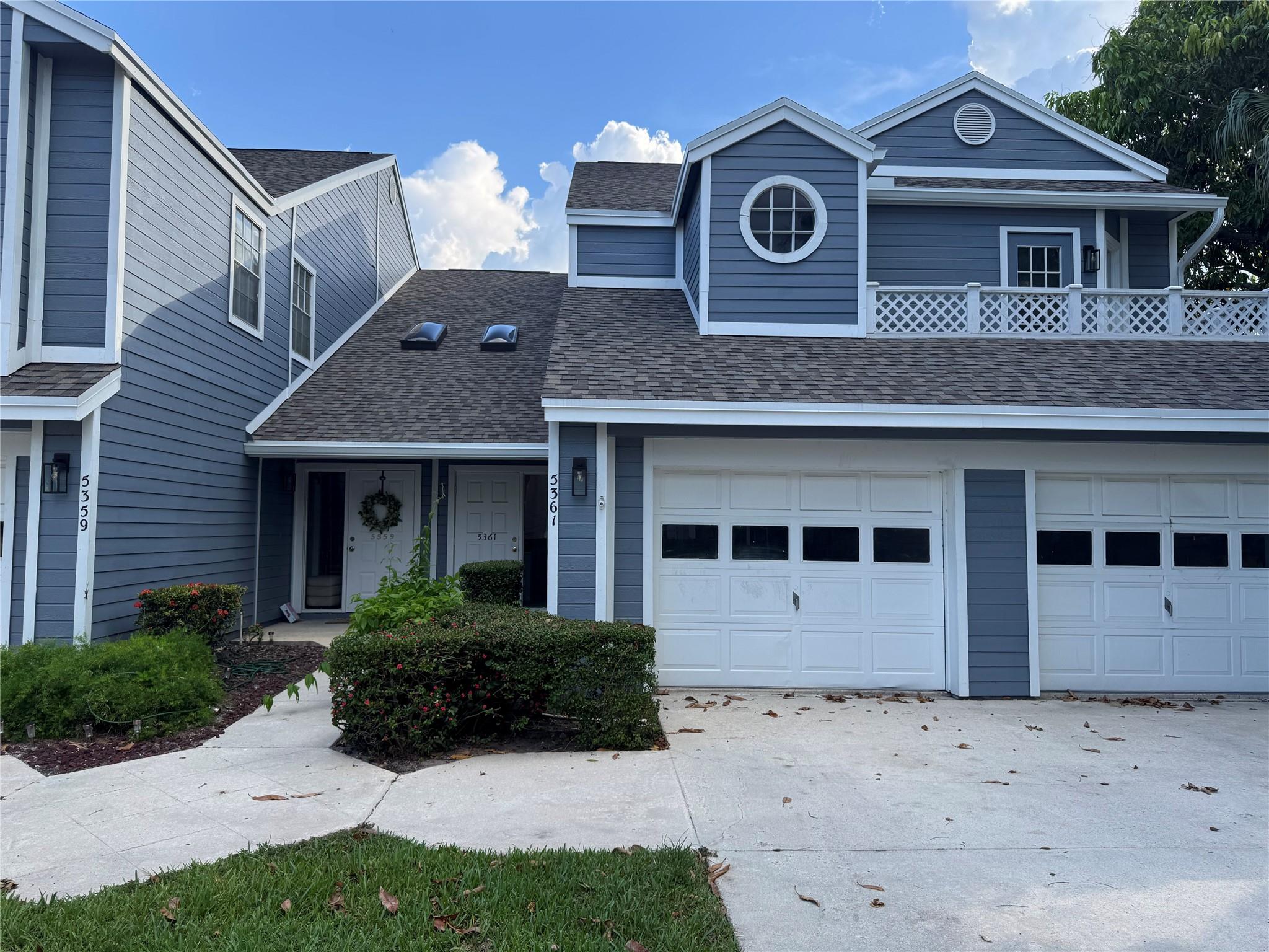 Carriage Houses 01 Condo