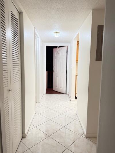 Century Village - Golfs E