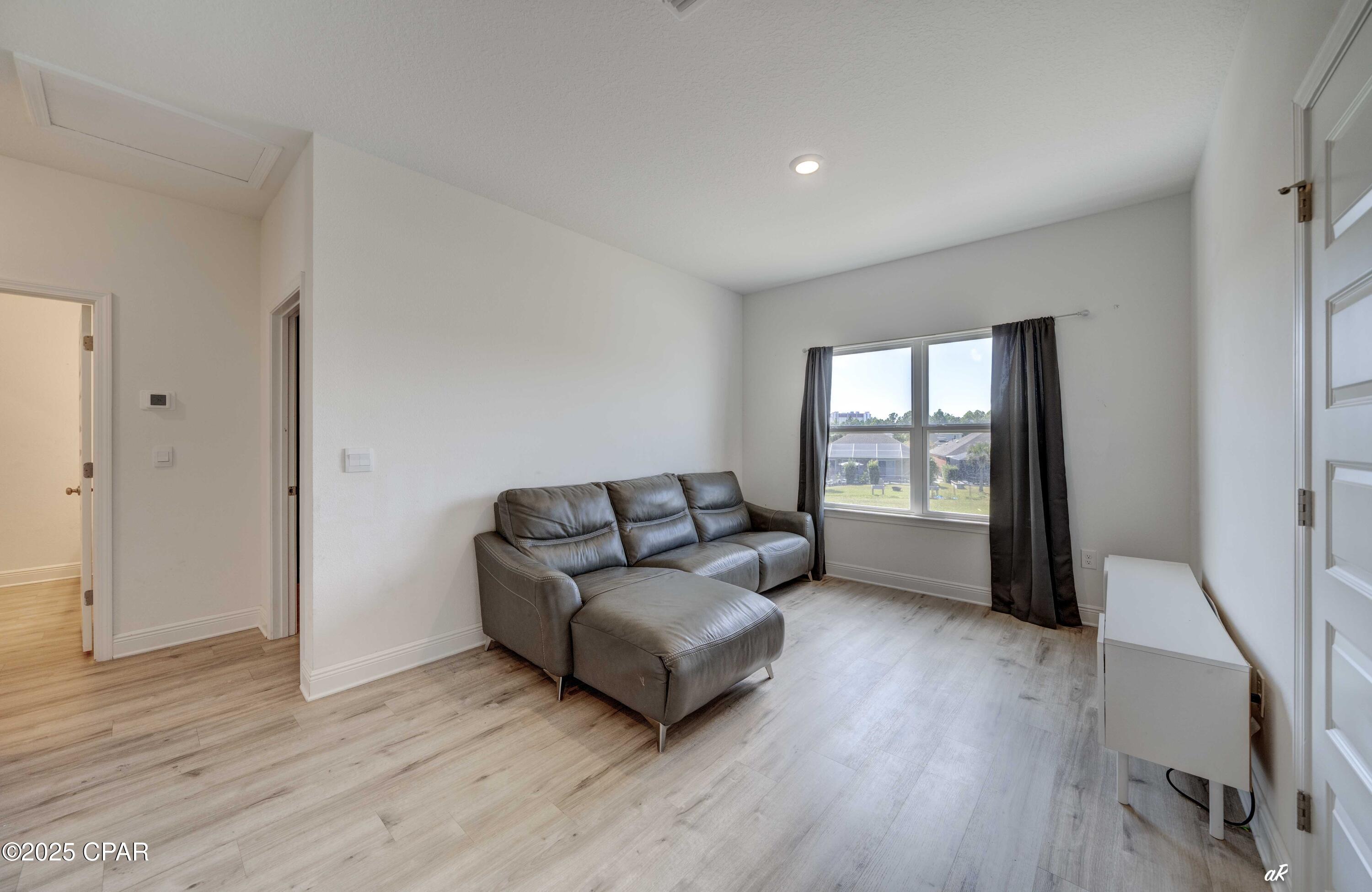 Image 29 For 123 Tierra Verde Way