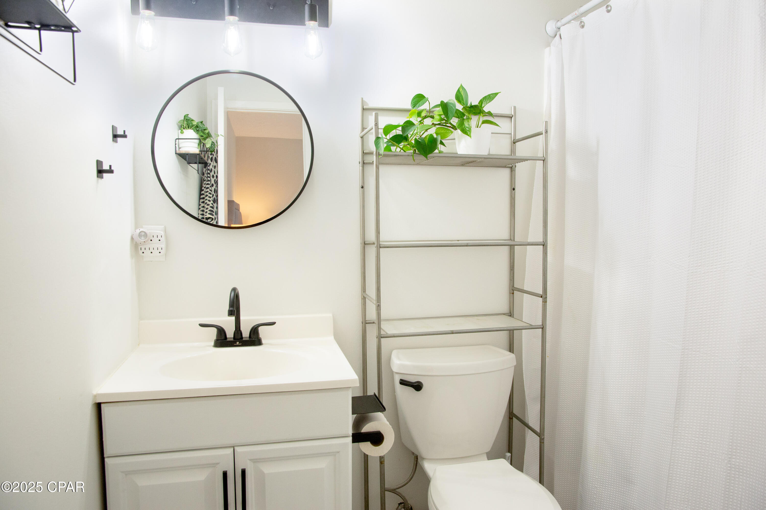 Image 12 For 115 Jan Drive