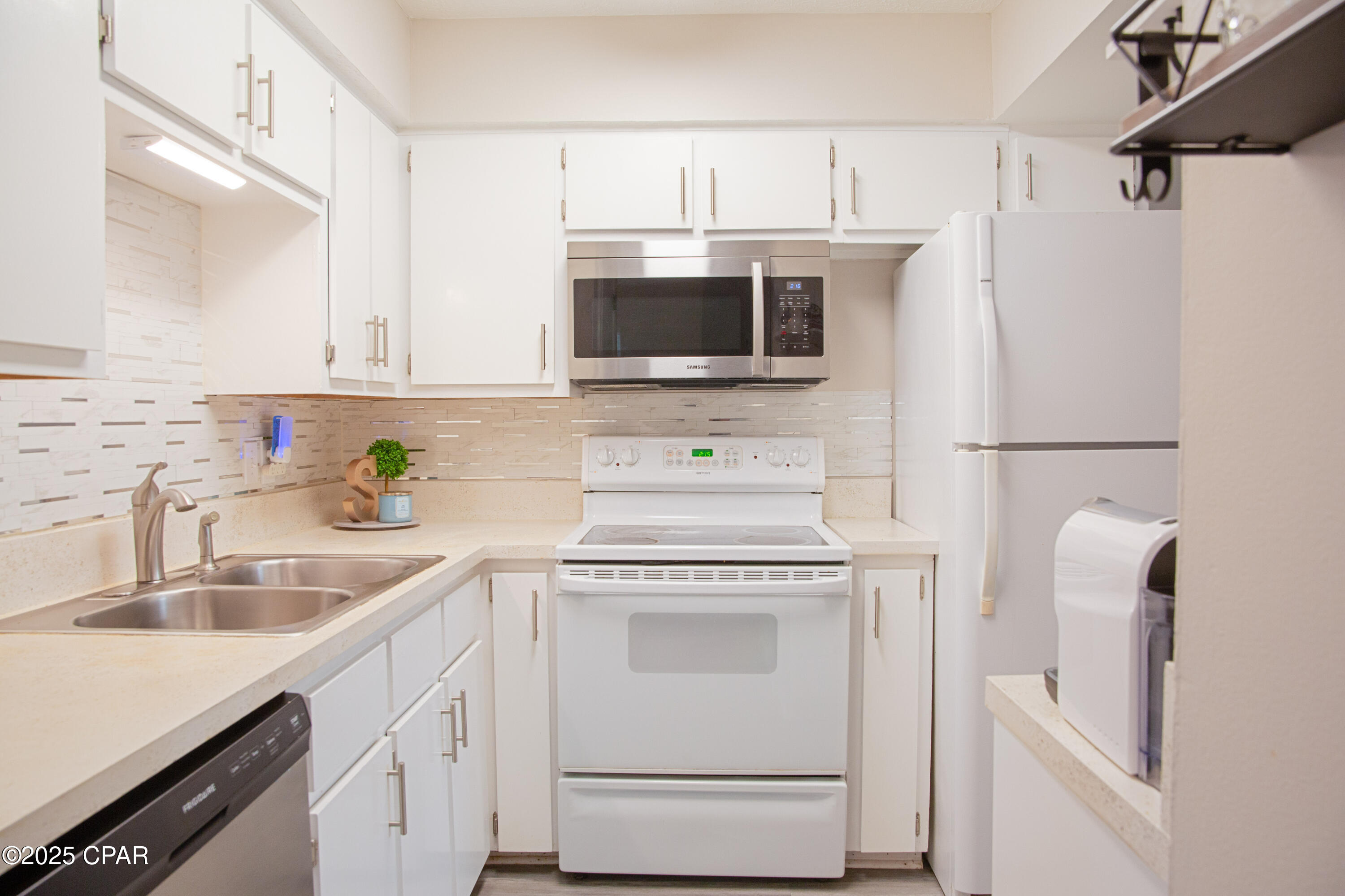 Image 7 For 115 Jan Drive