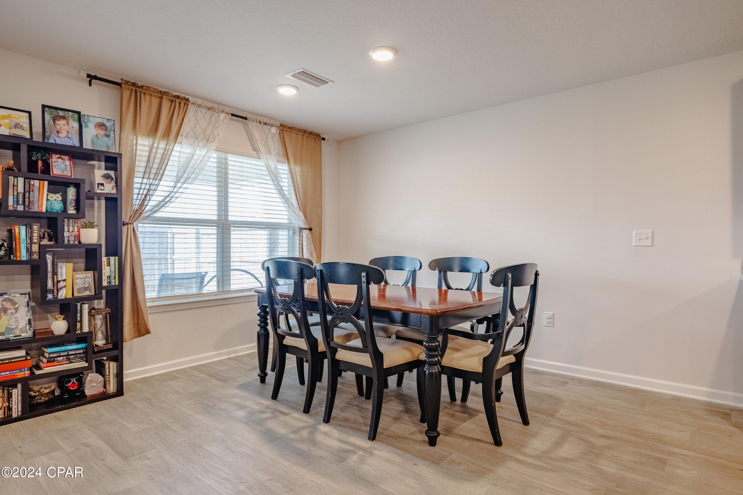 Image 11 For 100 Red Bay Road