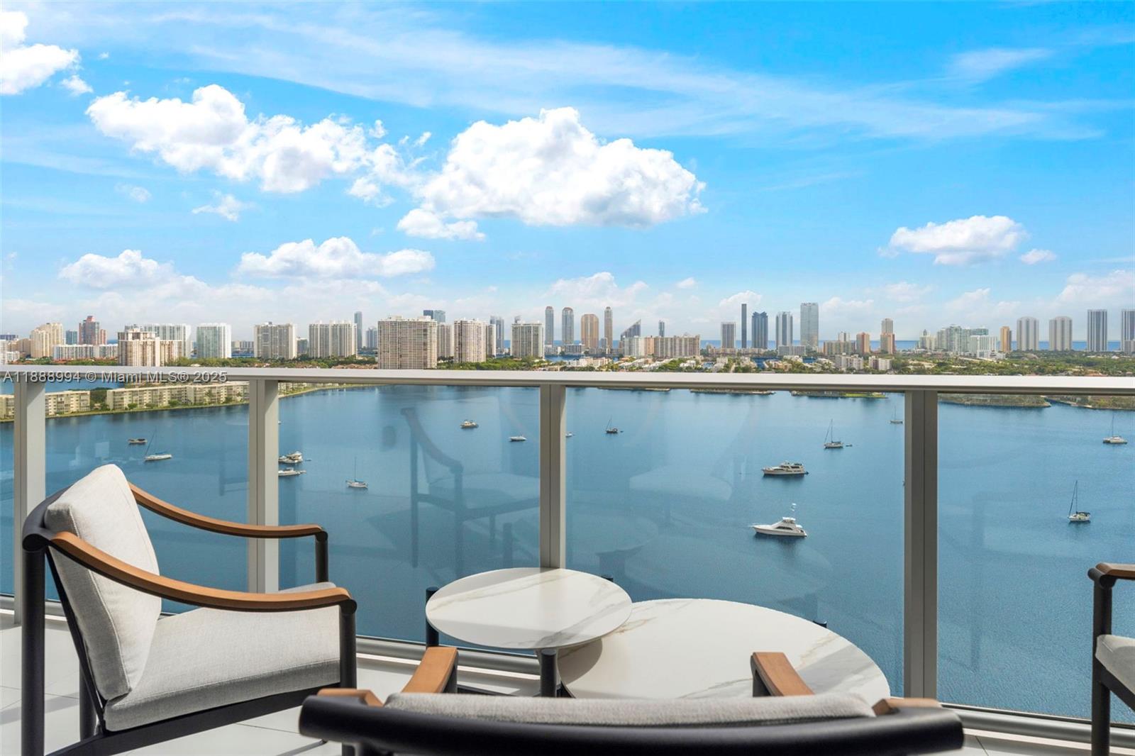 Apartamento en Venta en North Miami Beach, FL